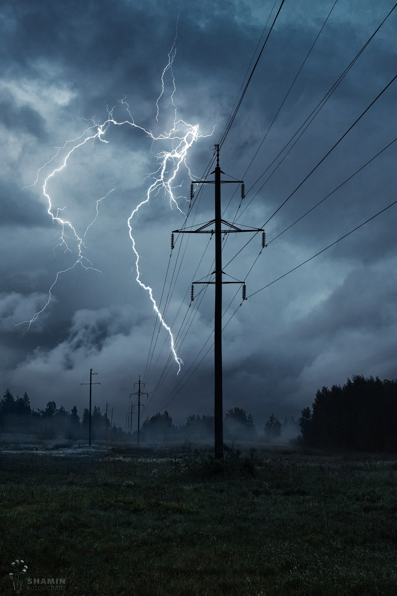 Как прогнозировать грозы так, чтобы их снять. Фотограф Константин Шамин