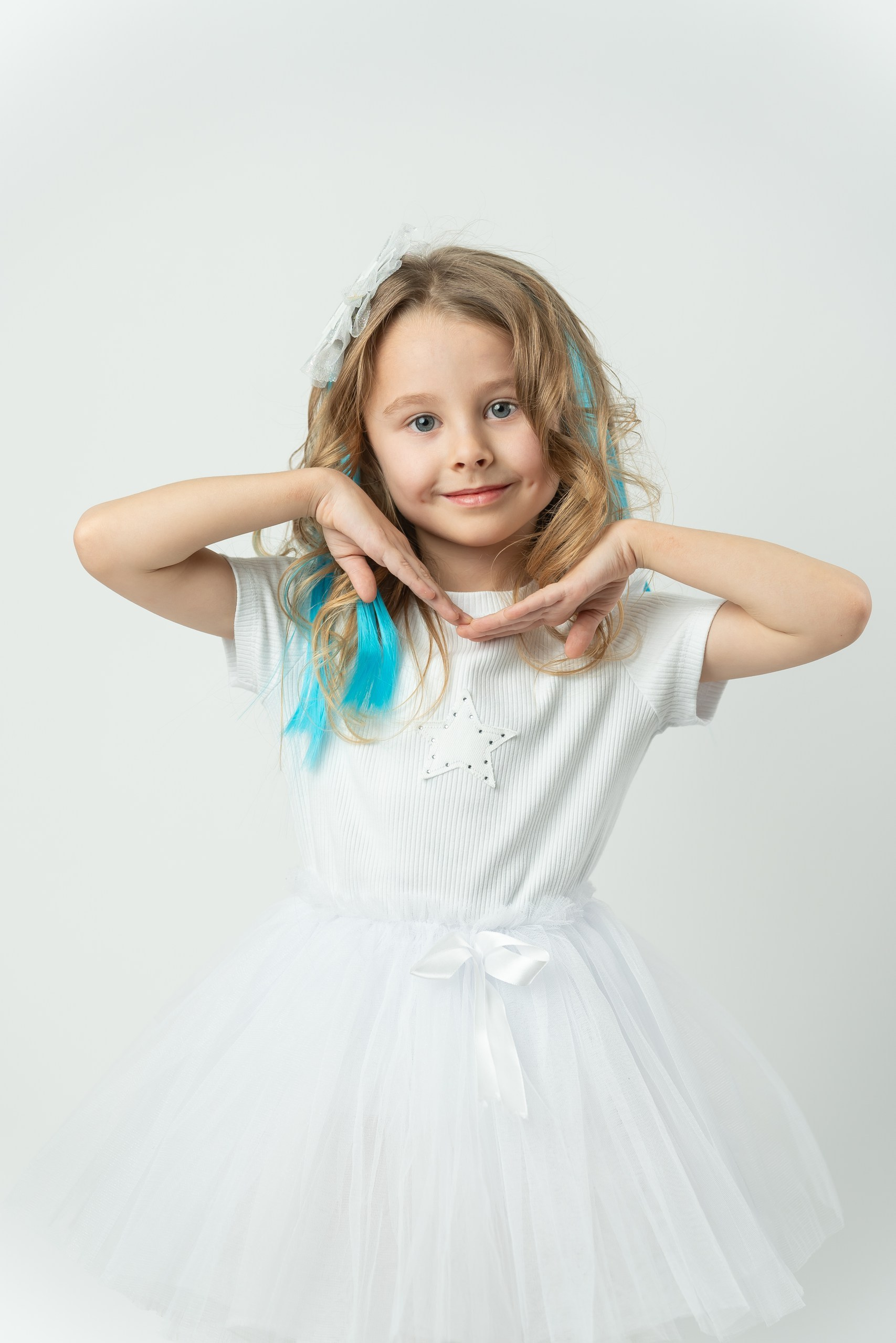 Выпускные альбомы. Akhmadeevmedia.ru