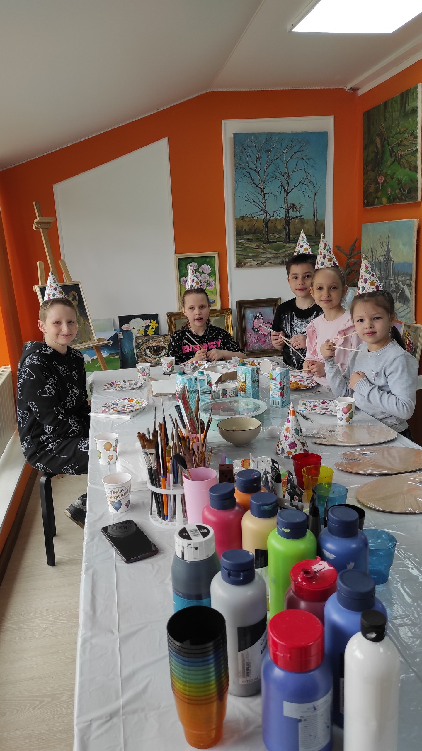 Студия PegasArt создаст незабываемый праздник для Вас, и ваших гостей!. Арт-вечеринки и мастер-классы в Москве для взрослых и детей