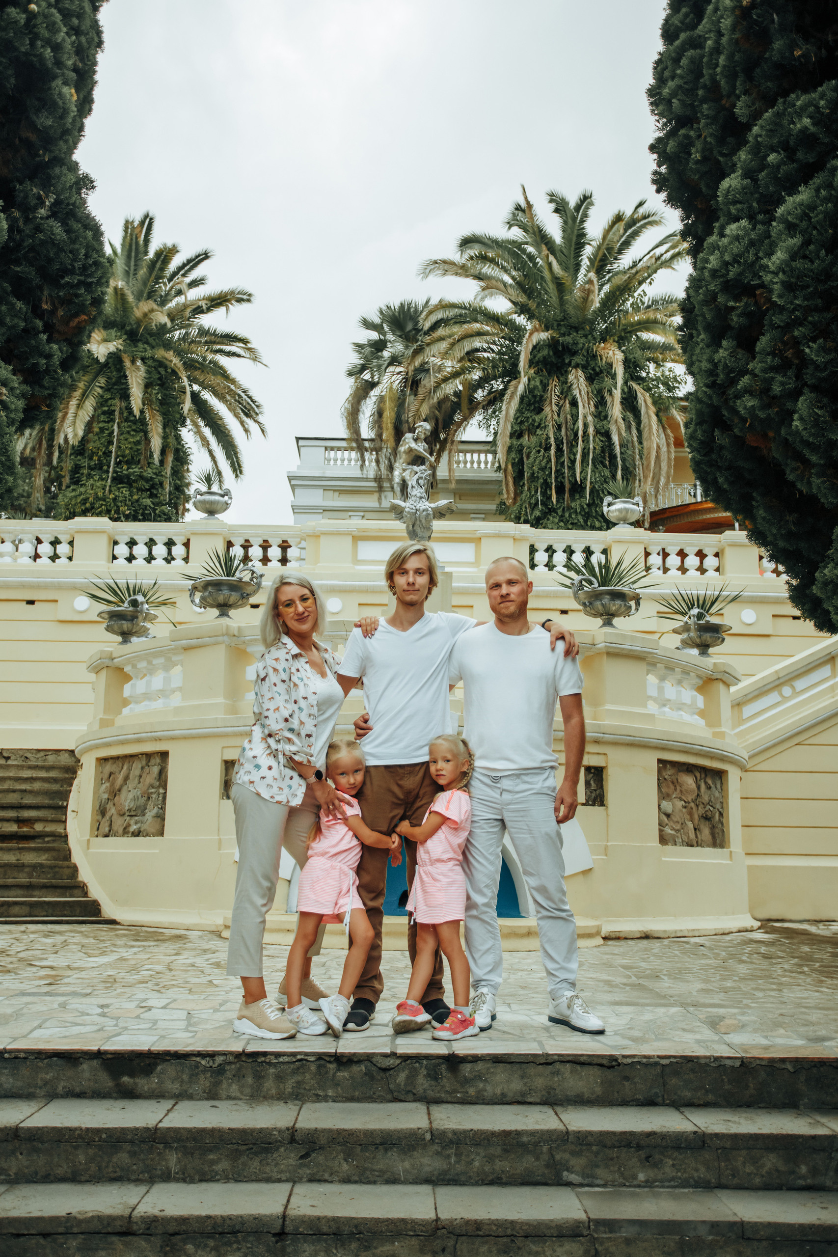 Сочинский Дендрарий. Милана Довгаль - семейный фотограф и видеограф  в Адлере и Сочи