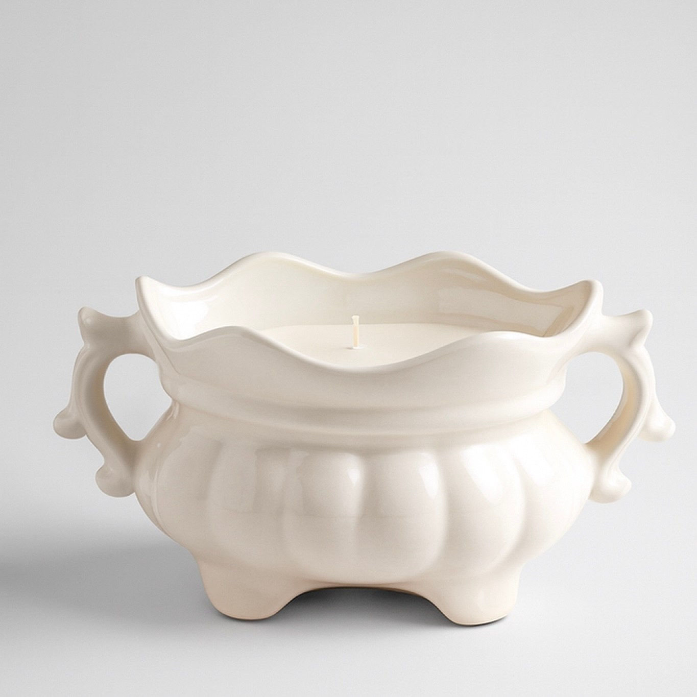 свеча в фарфоре