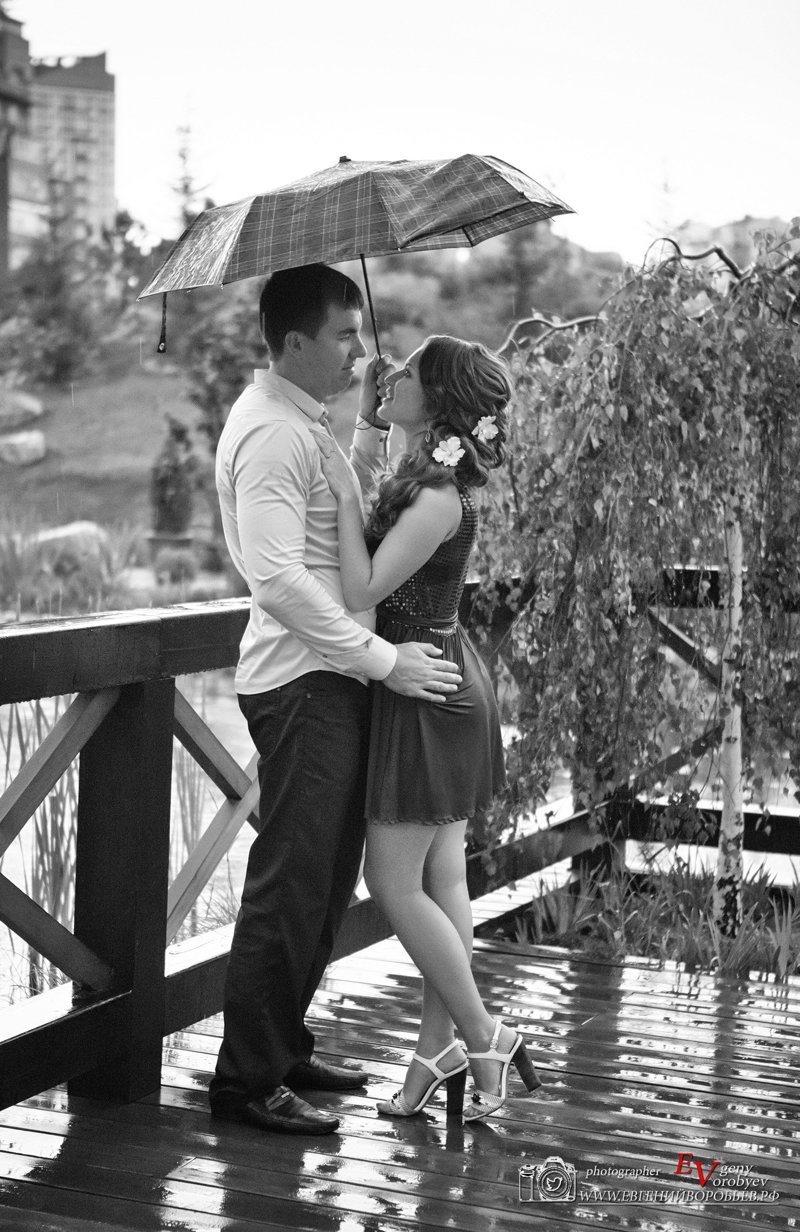 Цена стоимость описание фотосессий в Красноярске студийная свадебная семейная бизнес портрет индустриальная лавстори love story фотосъёмка