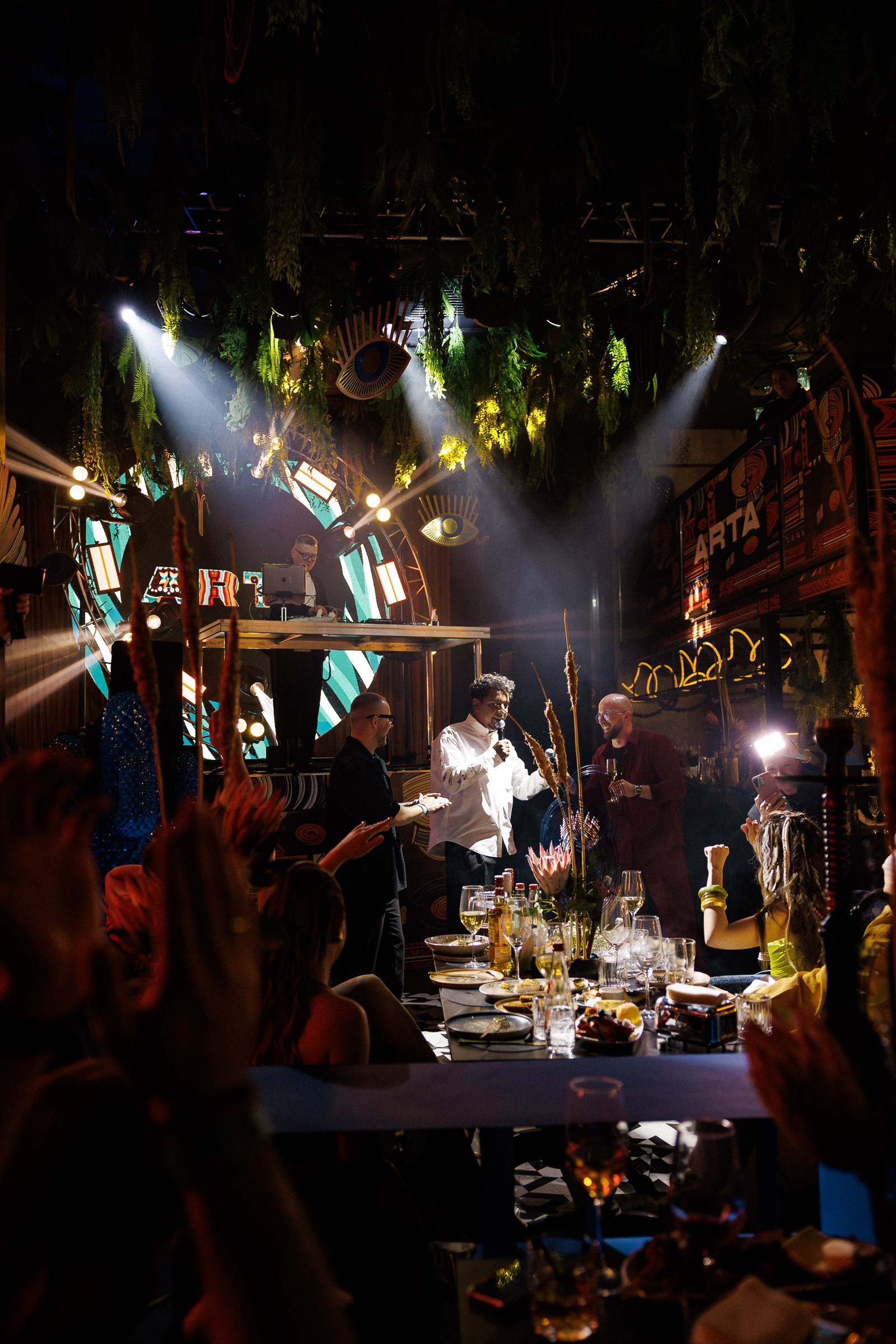 Фотограф на вечеринку спб. VERSLIBRE | Свадебный и репортажный фотограф в Санкт-Петербурге, Москве, и Поволжье