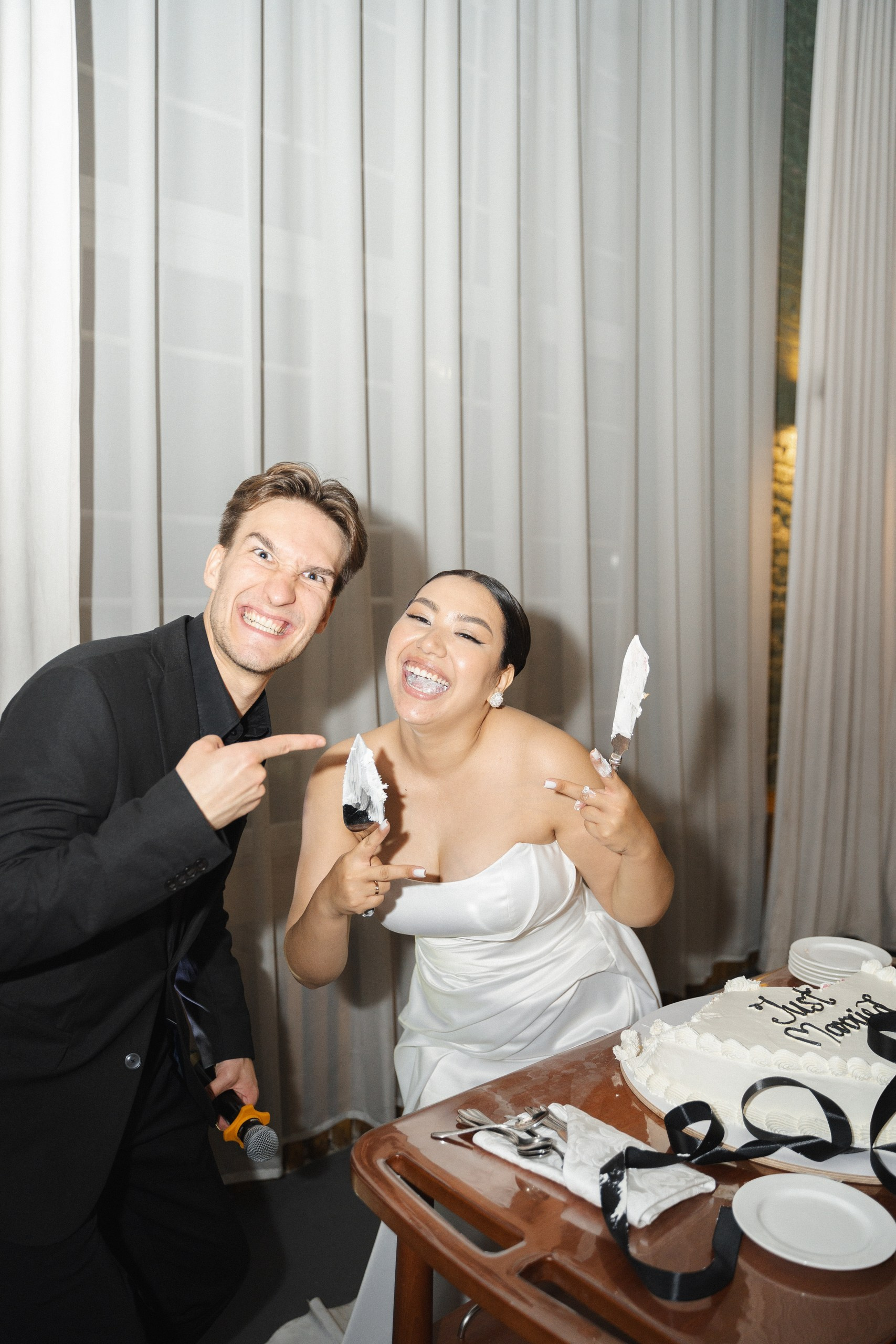 Обо мне. Ведущий Елисей Медведев