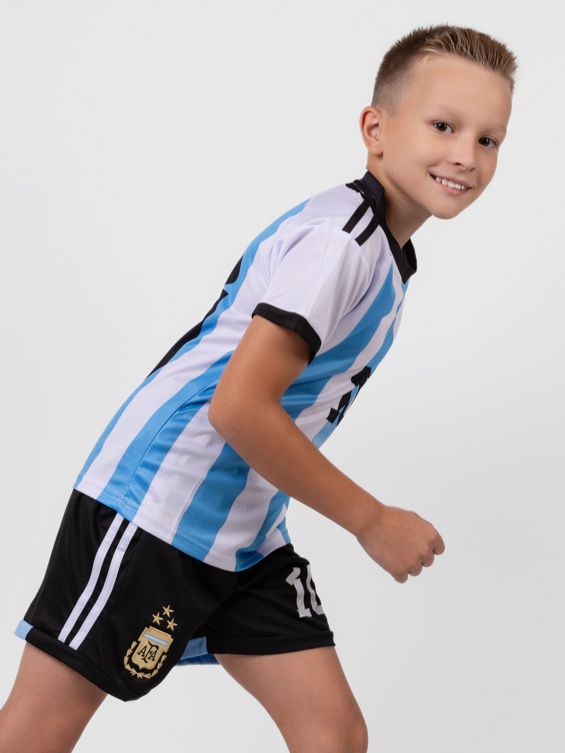 Сборная съёмка для маркетплейсов от CREATIVO PROD. Фото для маркетплейсов — CREATIVO.PROD Москва