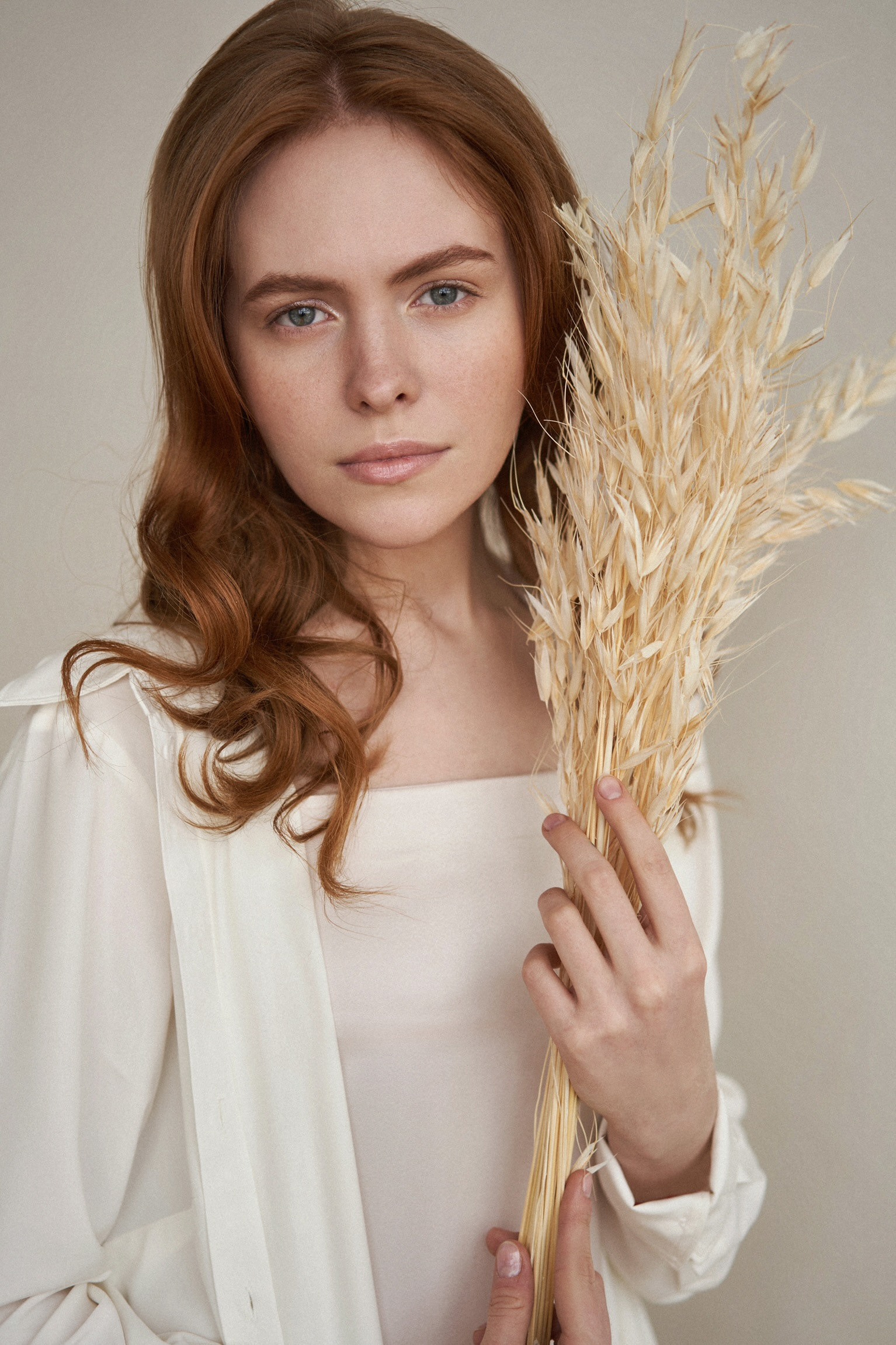 Контакты. Фотограф Анна Добротворская, Хабаровск