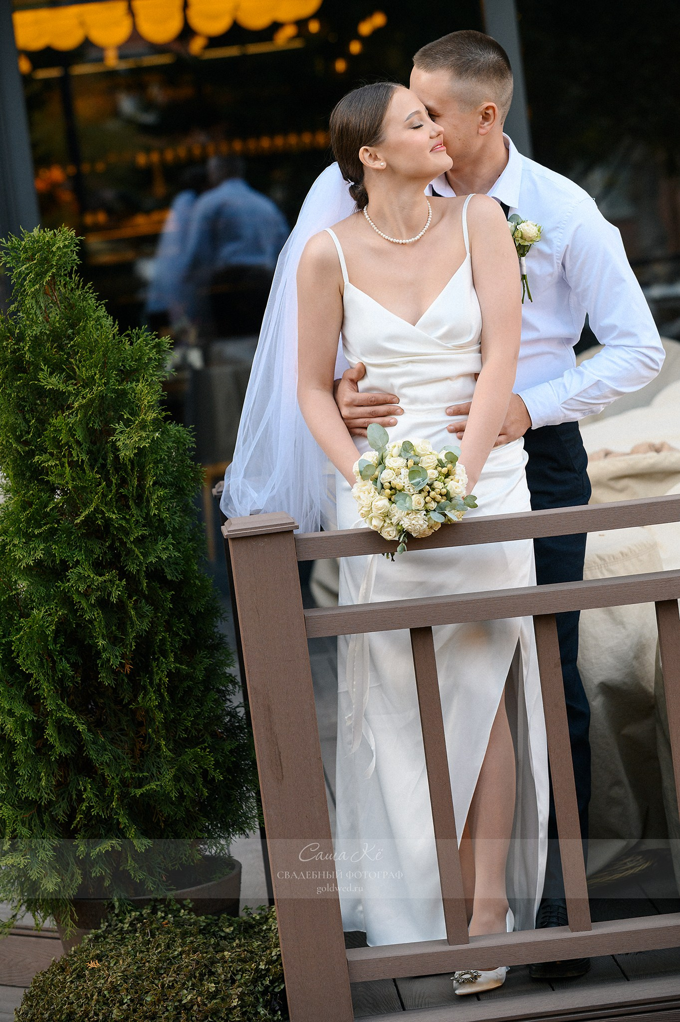 Идеальные фото для молодоженов: Новосибирск, эмоции и стиль. Свадебный и семейный, event фотограф, фоторепортаж в Новосибирске — Саша Кё
