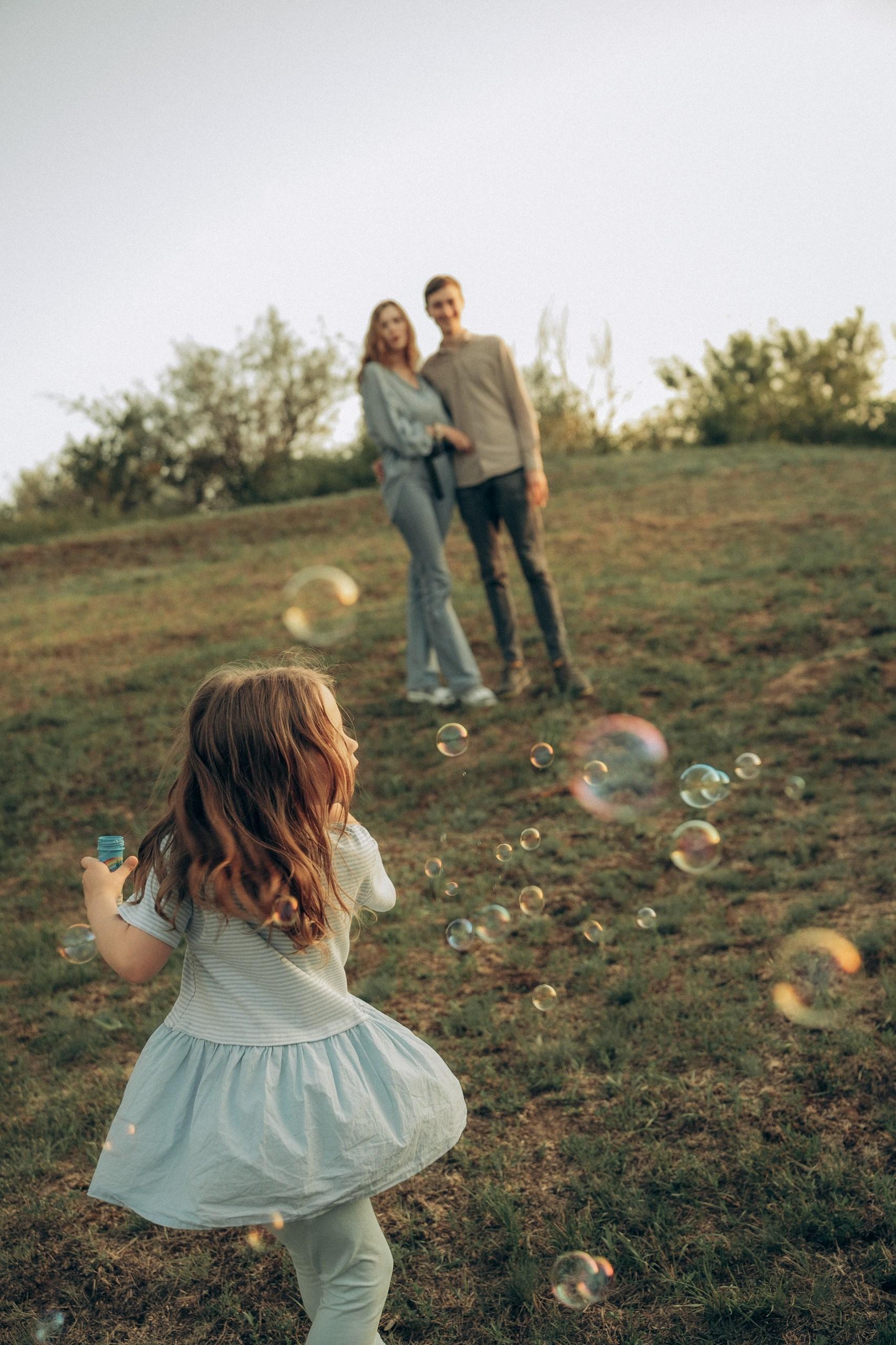 Теплая семейная съемка на природе. Фотограф Мариам Воробьева