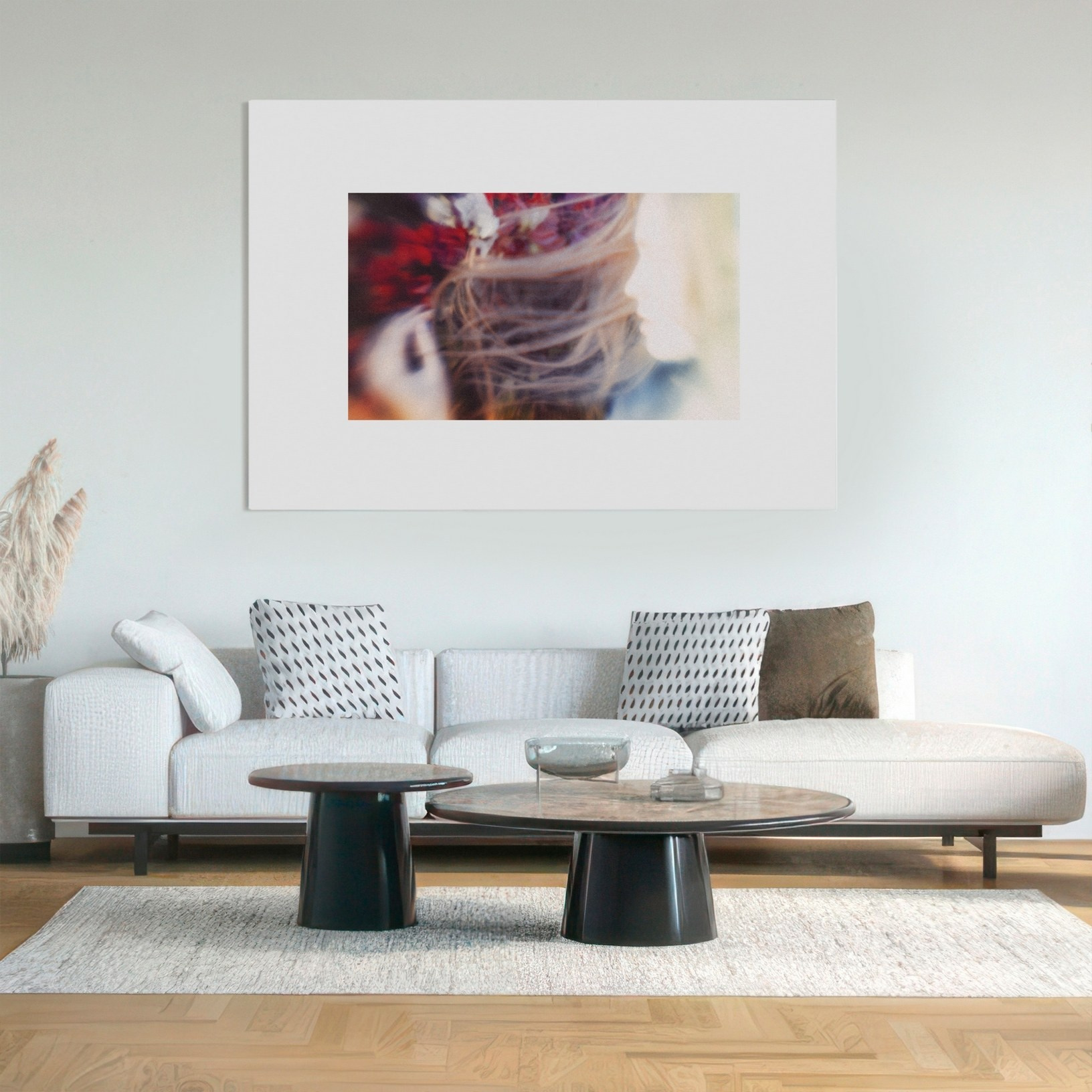 SOMETIMES SHE LOVES. Eduard Kopysov — International visual artist