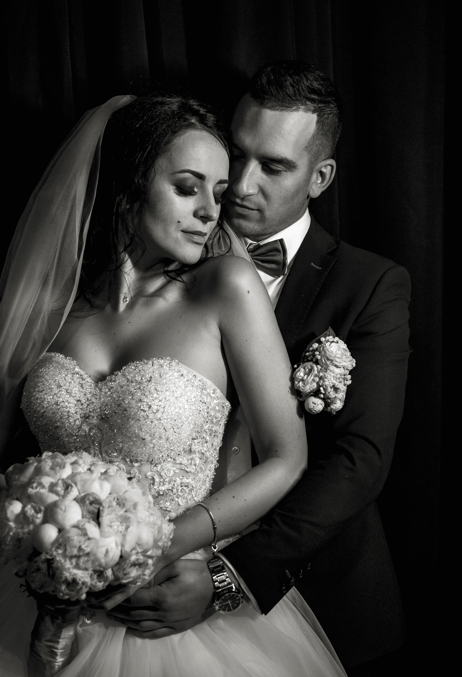 Свадьбы. Спасибо за проявленный интерес к моему творчеству! Меня зовут Россохат