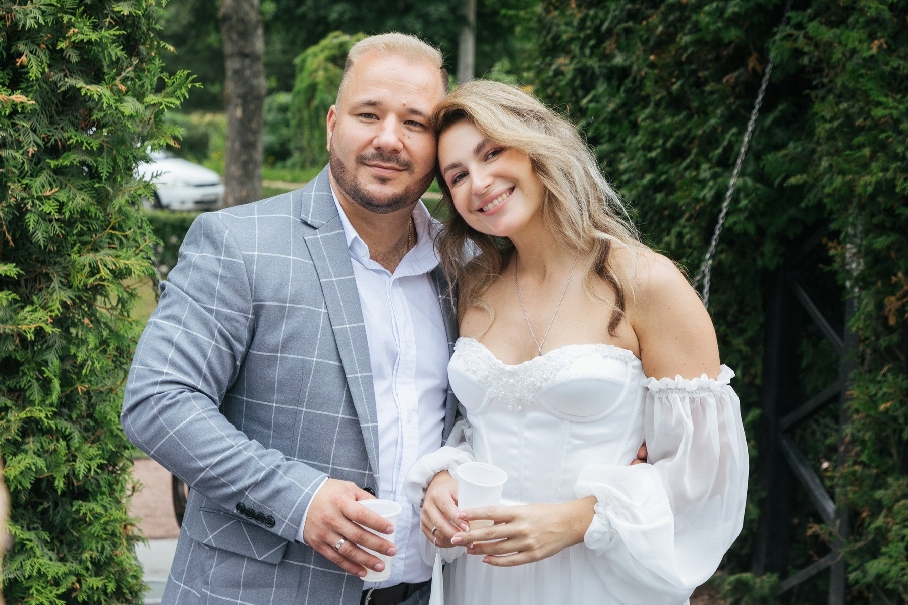 Свадебная регистрация и микропрогулка в Петергофе. Фотограф крещение венчание в Петербурге! Помогает подобрать храм и посоветовал душевного батюшку в СПб