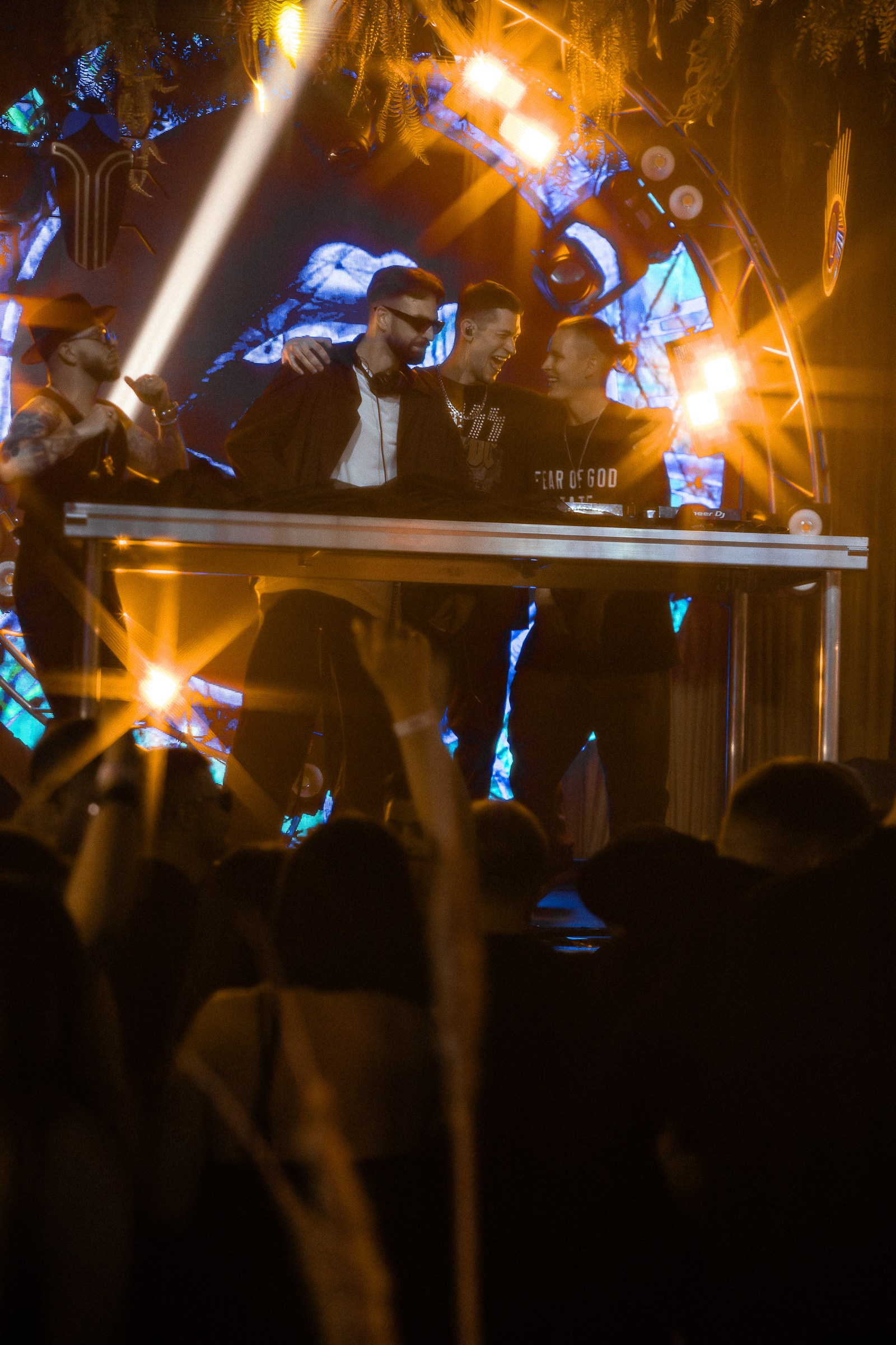 Фотограф на вечеринку спб. VERSLIBRE | Свадебный и репортажный фотограф в Санкт-Петербурге, Москве, и Поволжье