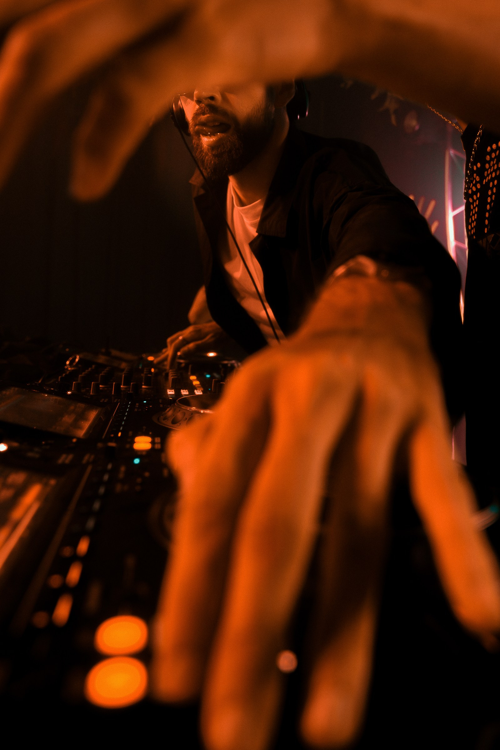 Фотограф на вечеринку спб. VERSLIBRE | Свадебный и репортажный фотограф в Санкт-Петербурге, Москве, и Поволжье