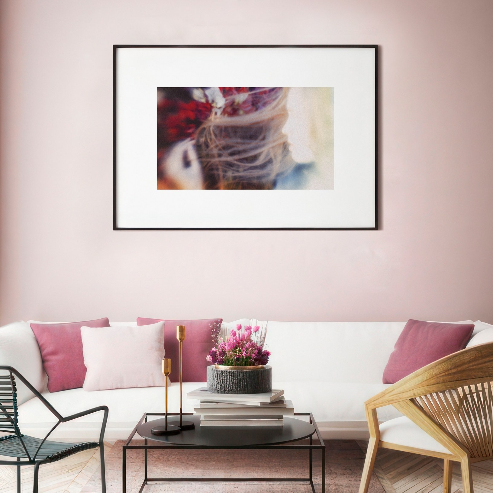 SOMETIMES SHE LOVES. Eduard Kopysov — International visual artist