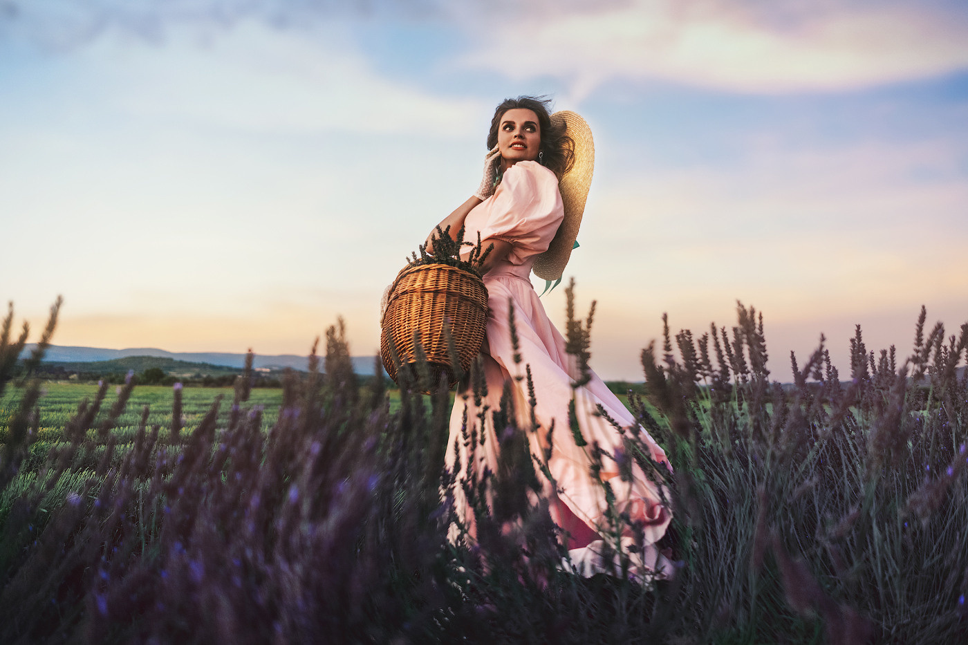  Фотосессия в лавандовом поле от Алеси Энберт