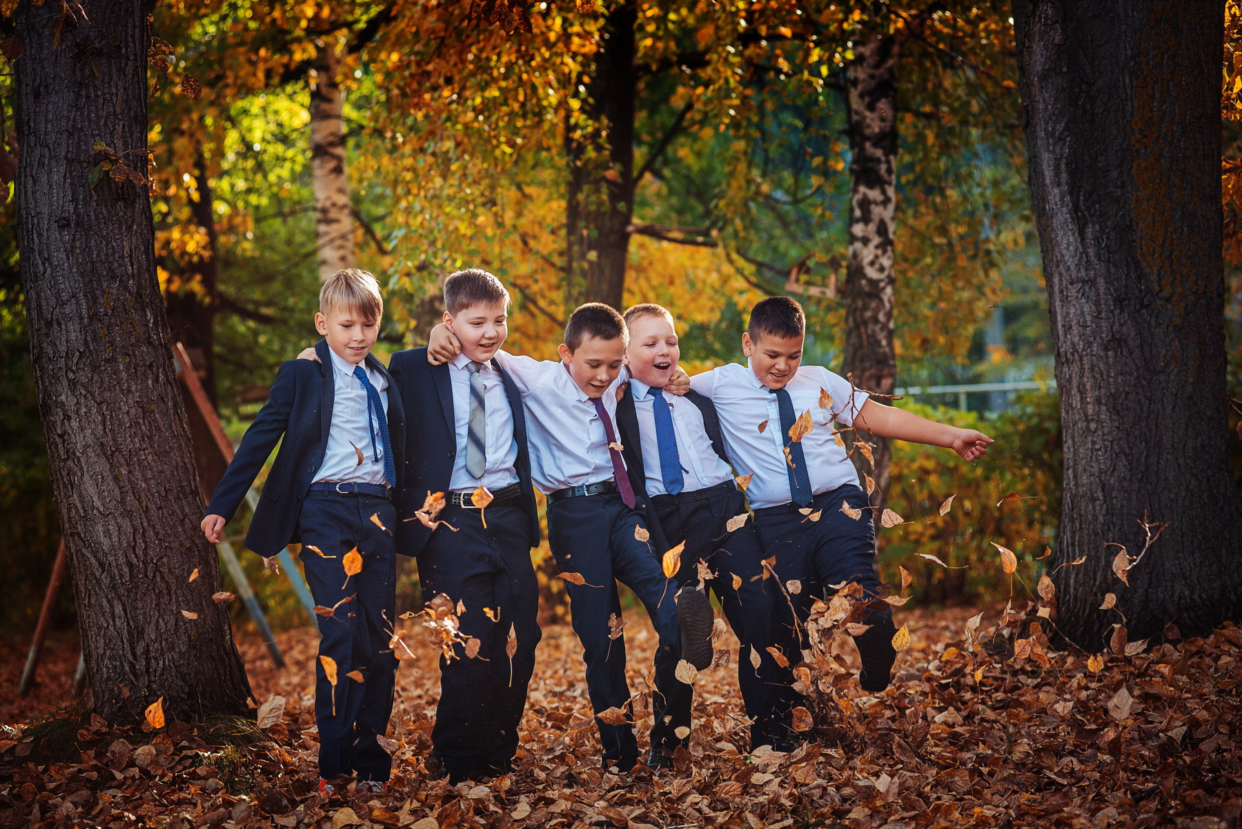 Начальные классы. Выпускные альбомы в Казани и Татарстане — Студия Azamat