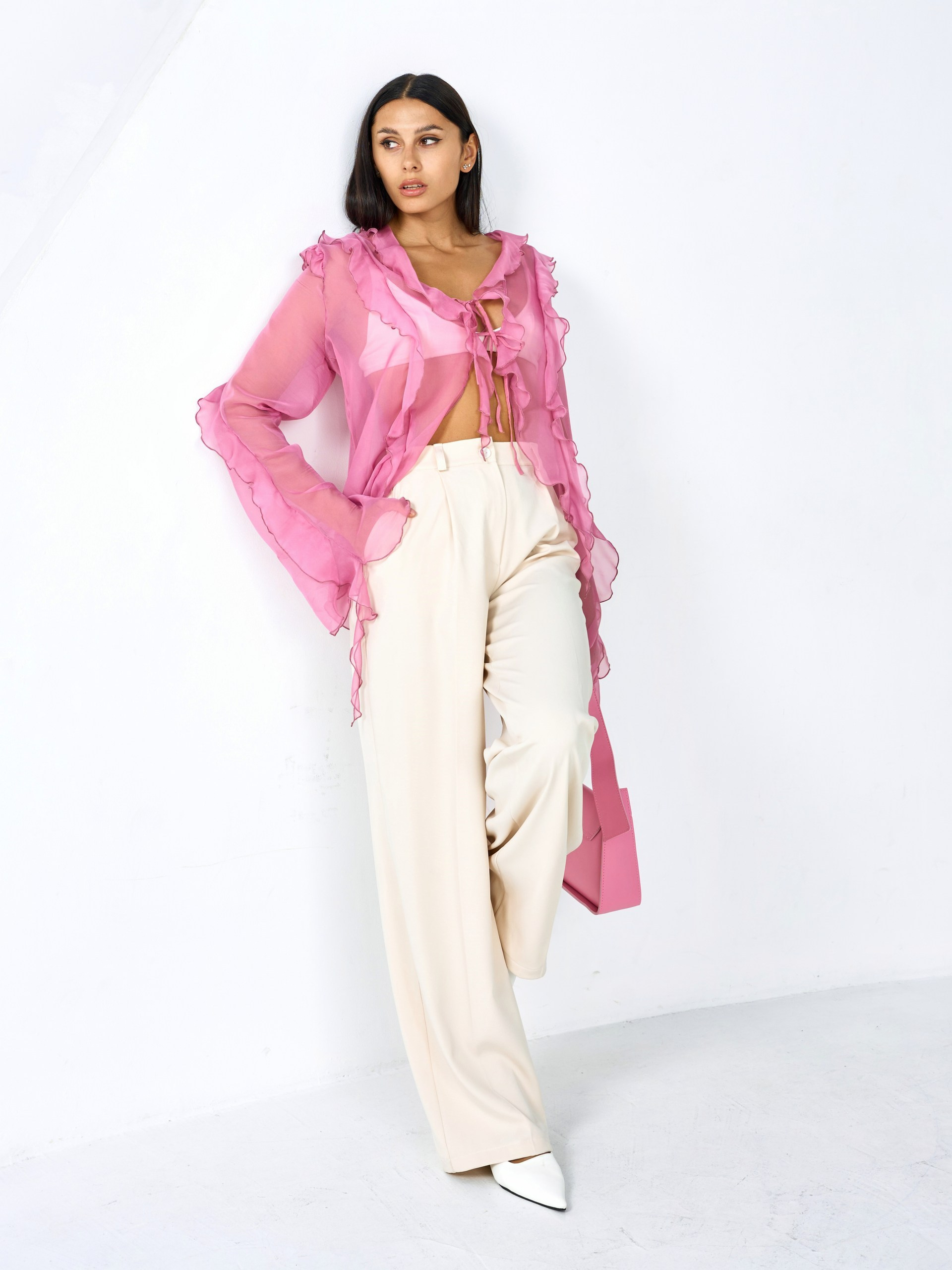 Анна Экскл. Фото и видео продакшн в Москве — съемка для брендов и маркетплейсов