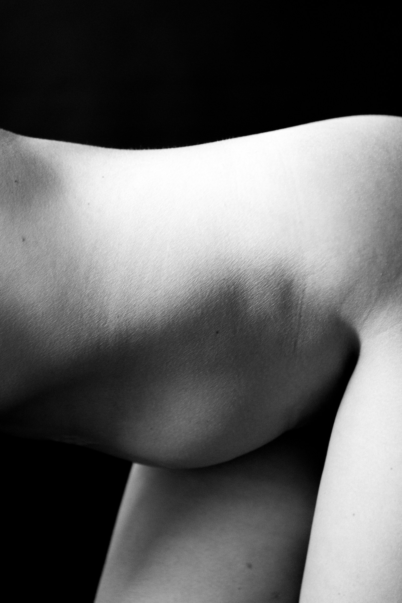 Эстетика тела и минимализм.