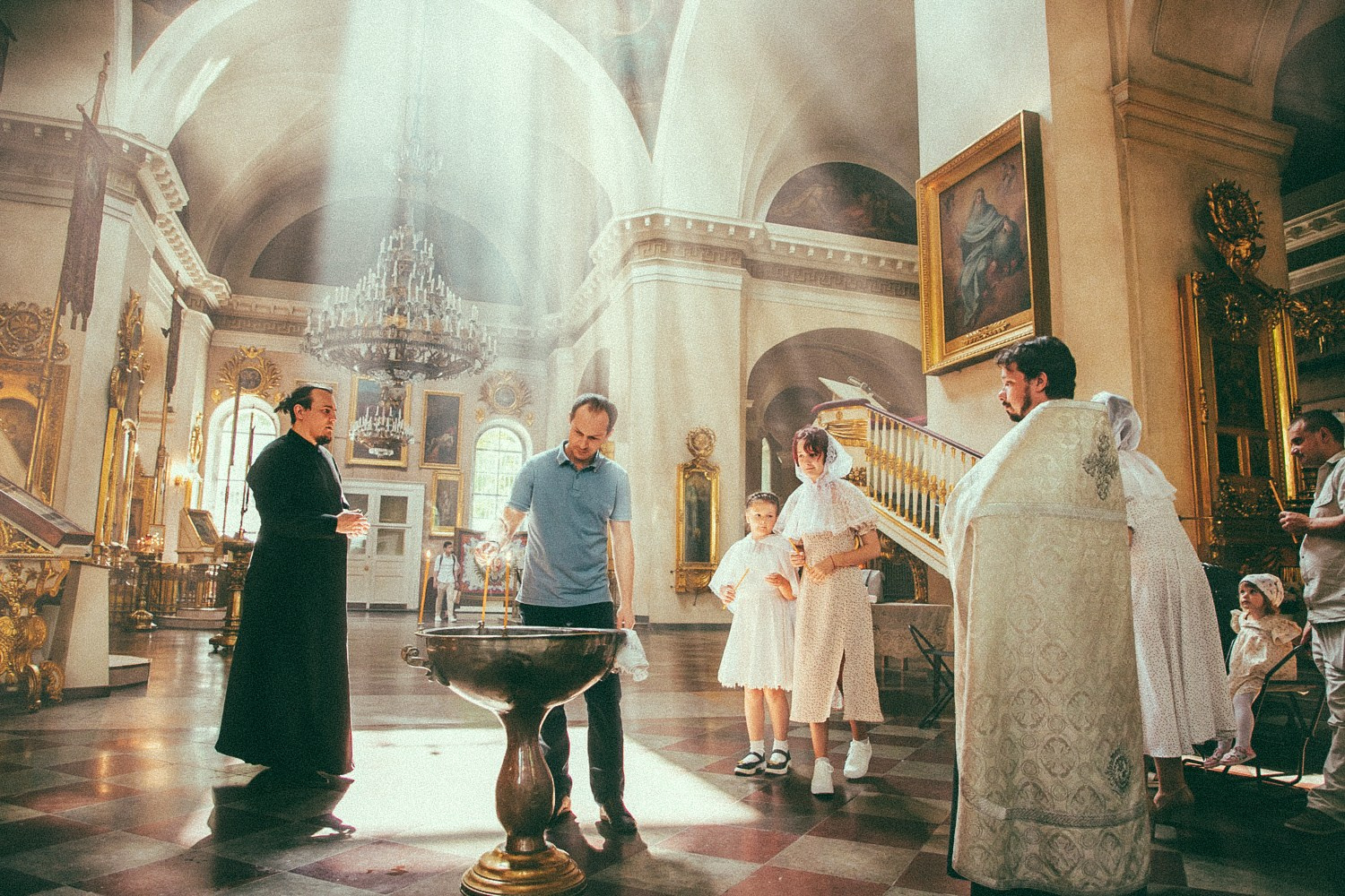 Пресеты для свадеб, венчаний, крещений и т. д. Фотограф крещение венчание в Петербурге! Помогает подобрать храм и посоветовал душевного батюшку в СПб