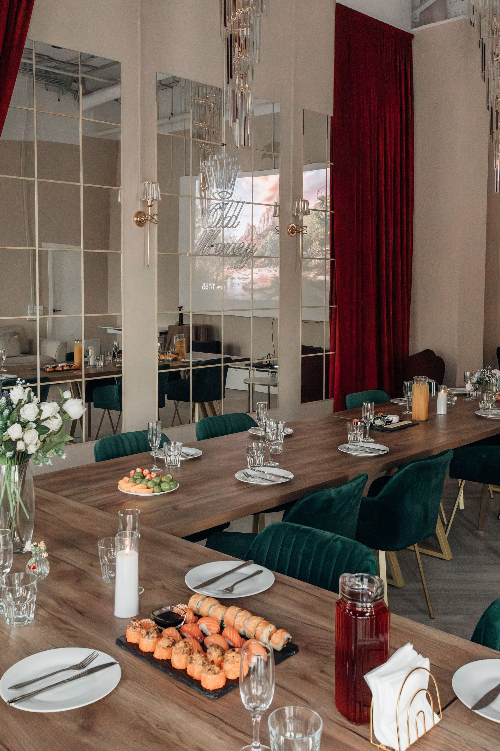 Площадь Карла Фаберже 8Е. Аренда лофта в СПб для мероприятий