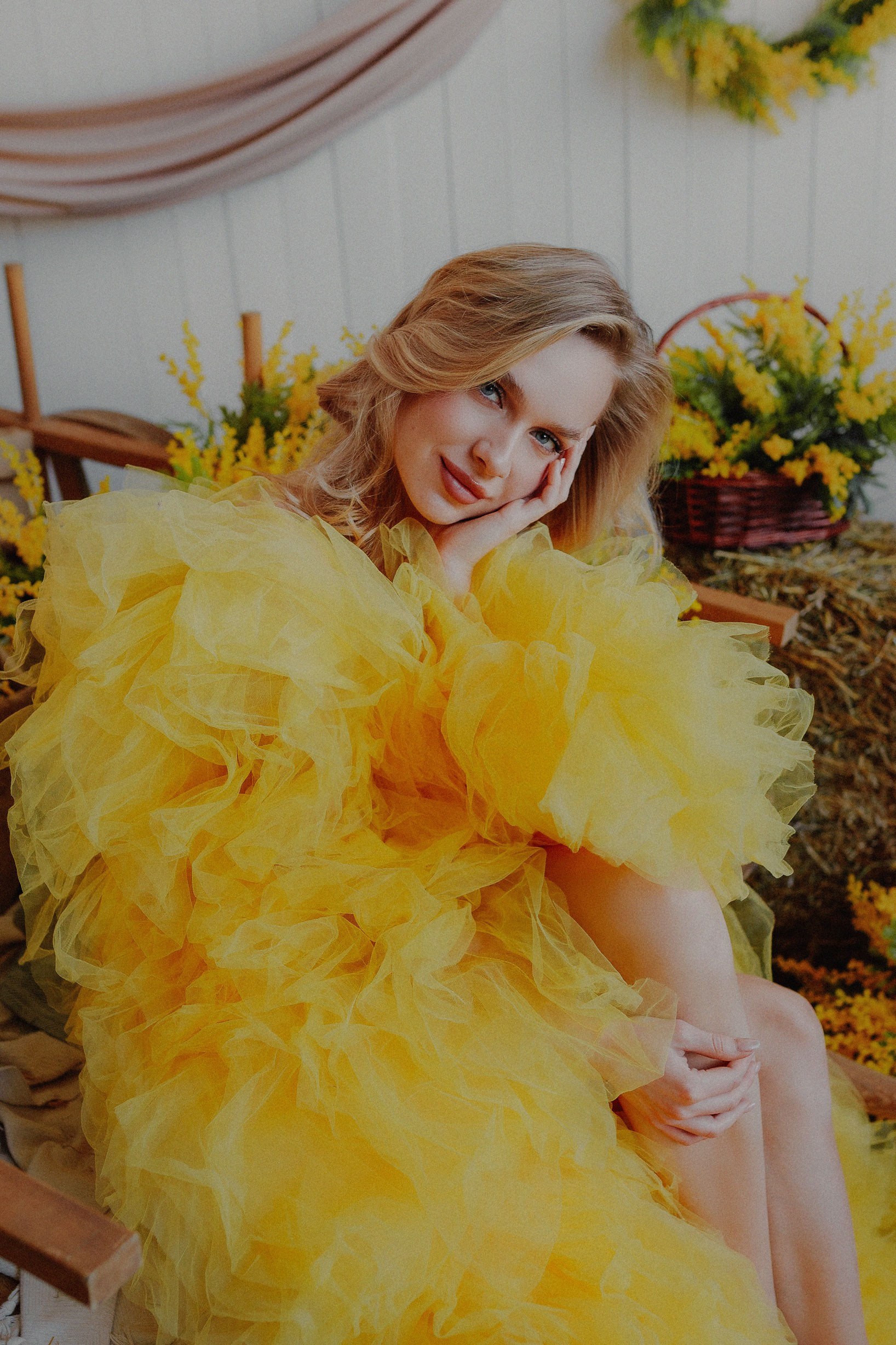 Фотосессия маленькой Саши в пасхальном декоре. Семейный и индивидуальный фотограф в Санкт-Петербурге Маргарита Щипкова