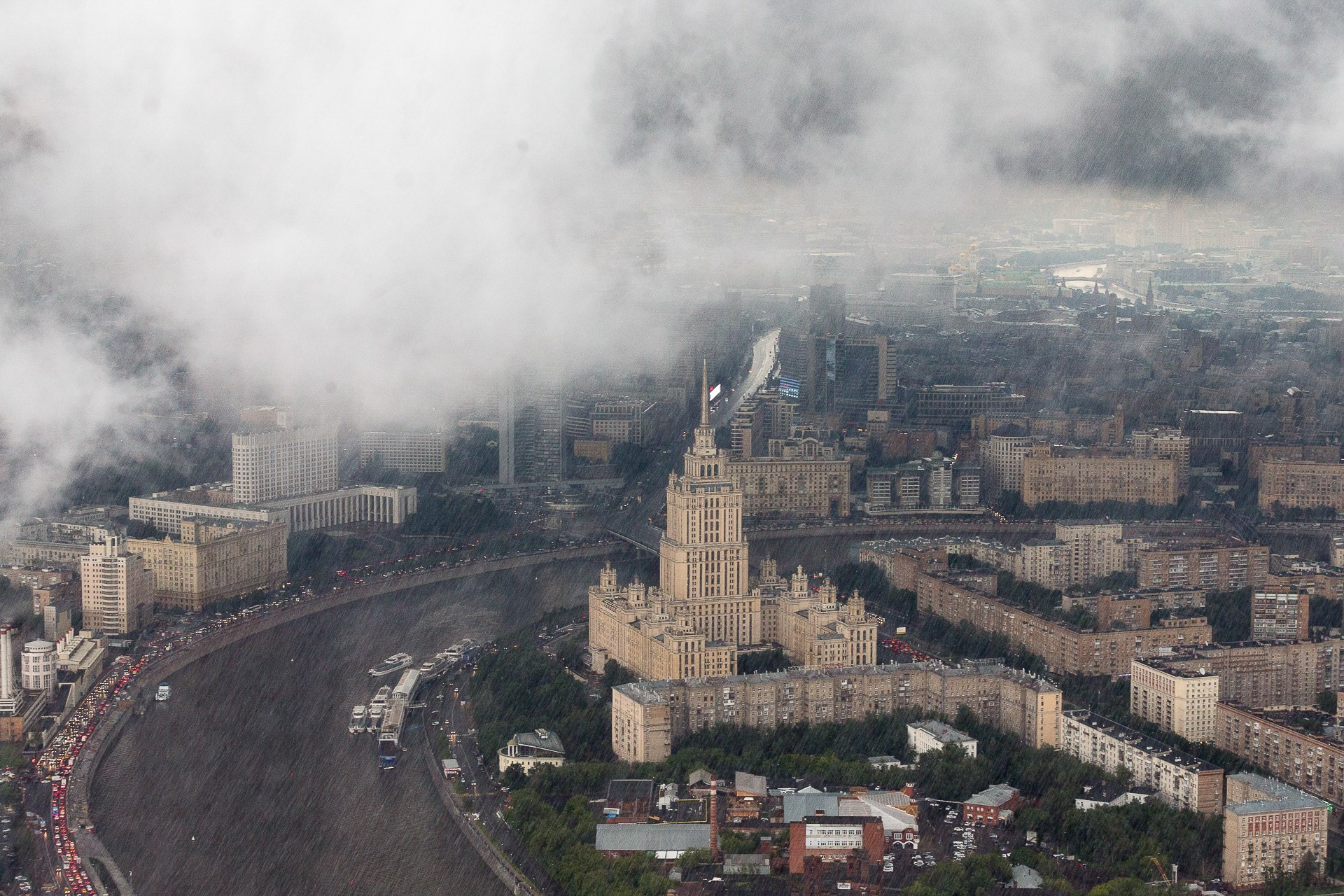 Виктор Вытольский —репортажный и событийный фотограф в Москве