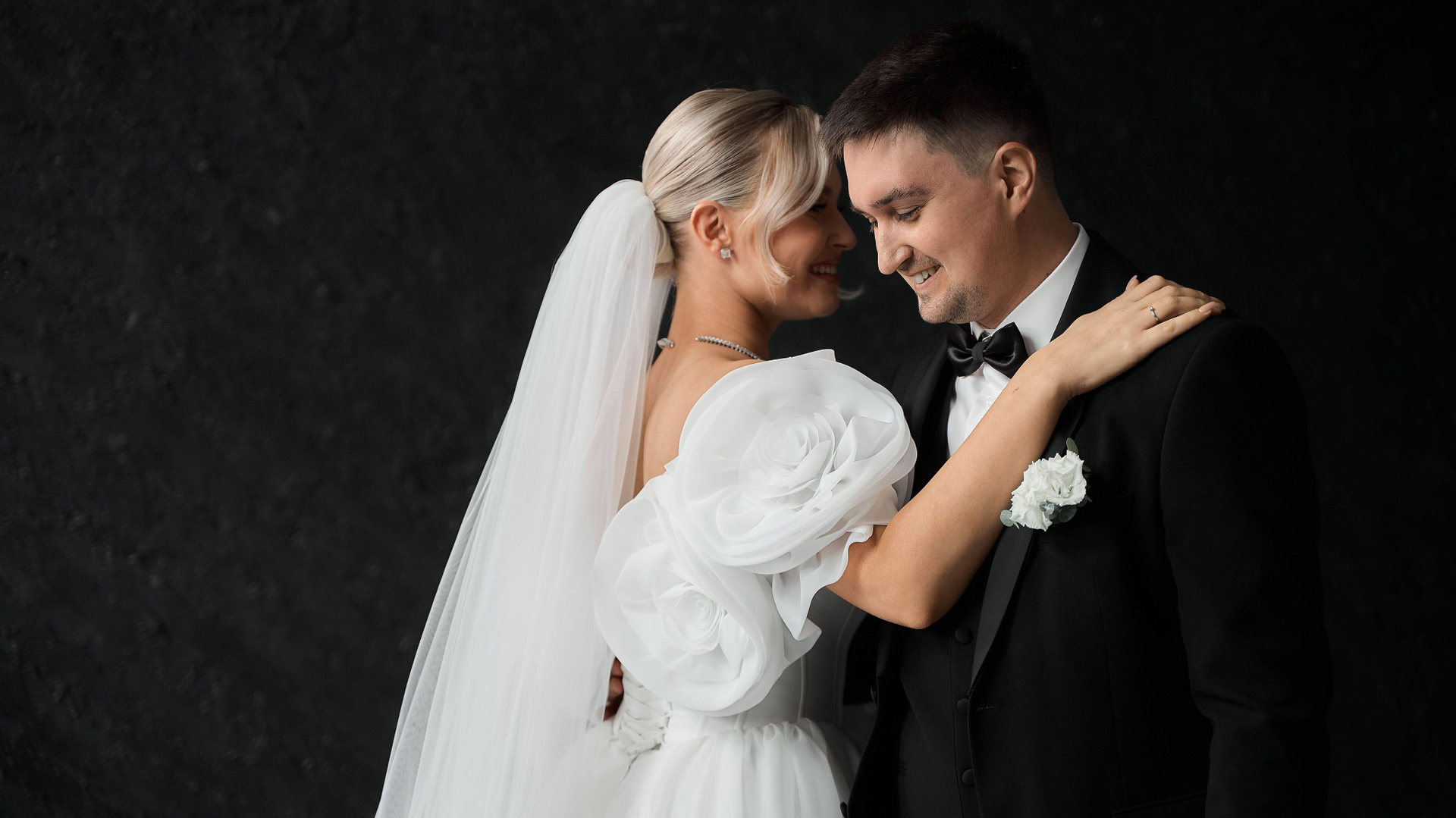 Свадебный фотограф и видеограф в Екатеринбурге. Фотограф и видеограф в Екатеринбурге