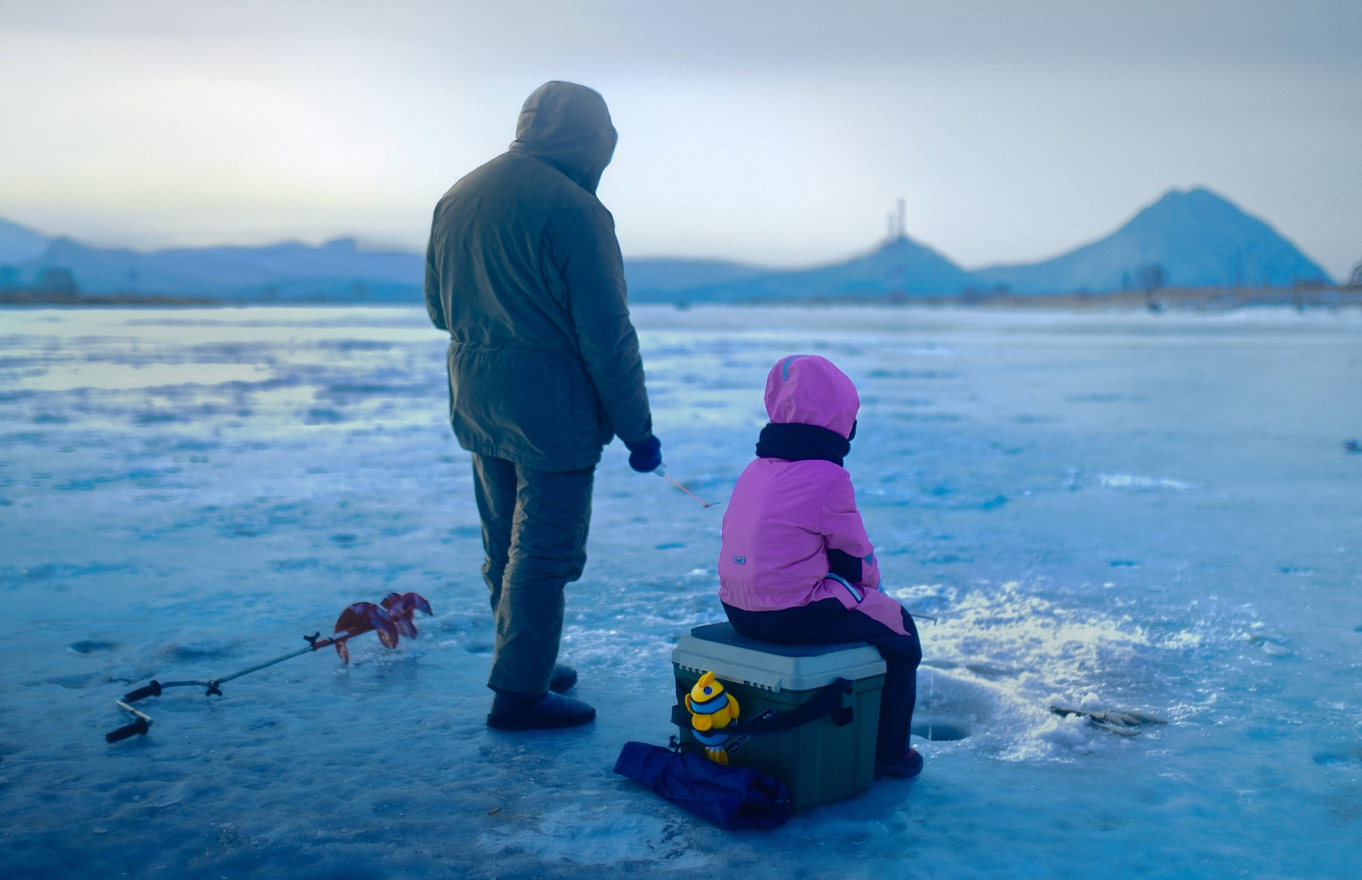 Фильм «Мир Миры». Иван Зайцев (IZIART) — визуальные истории для брендов, людей и мест