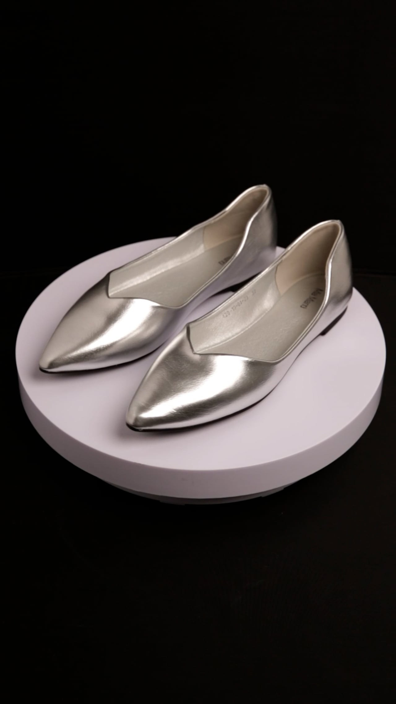 Одежда Обувь Аксессуары. Фото и видео съемка в Москве: Одежда, обувь и аксессуары; Еда и продукты питания; Мототехника; Электро и бензо инструменты; Бытовая техника