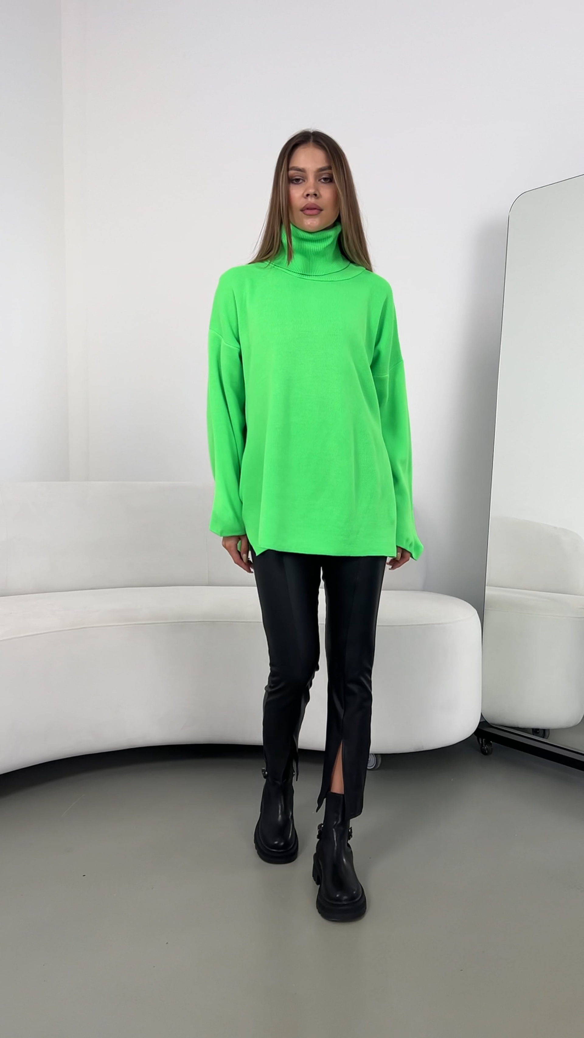 ВИДЕО. ОДЕЖДА НА МОДЕЛИ. Контент для маркетплейсов и соцсетей. Фото и видео съемка