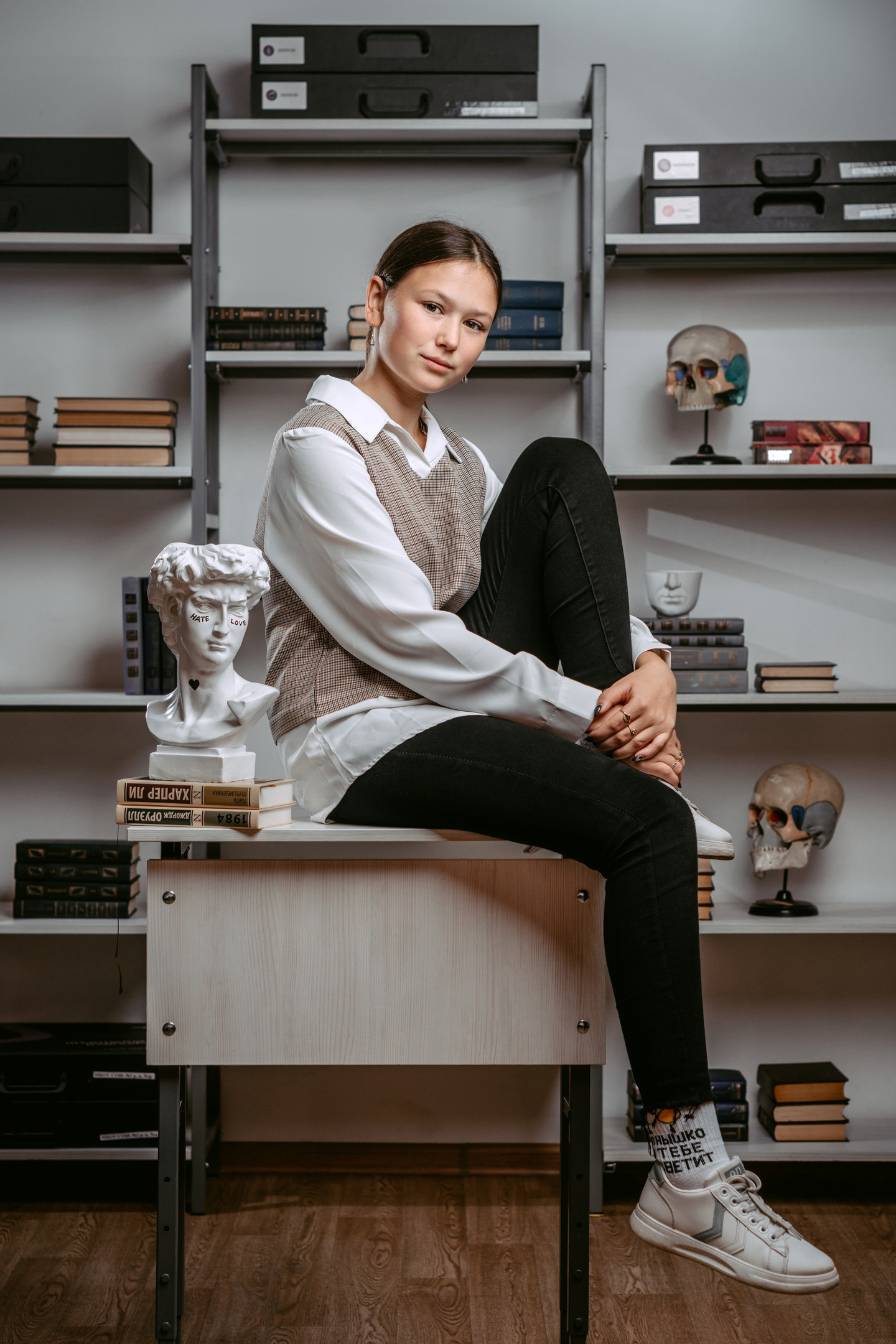 Заказать выпускные альбомы в городе Хабаровск, достаточно просто. Не важно, 9-ый или 11-ый класс,мы выполняем все виды школьных фотосессиий, для выпускников Хабаровских школ.