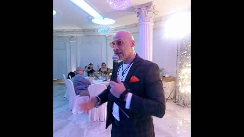 Программа на свадьбу. Ведущий на праздник в Москве / Денис Аганин