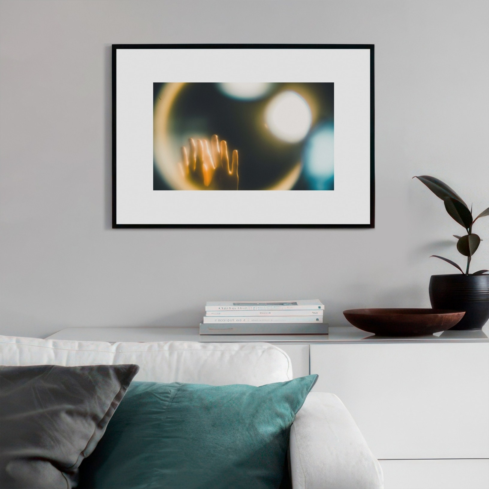 SOMETIMES SHE LOVES. Eduard Kopysov — International visual artist