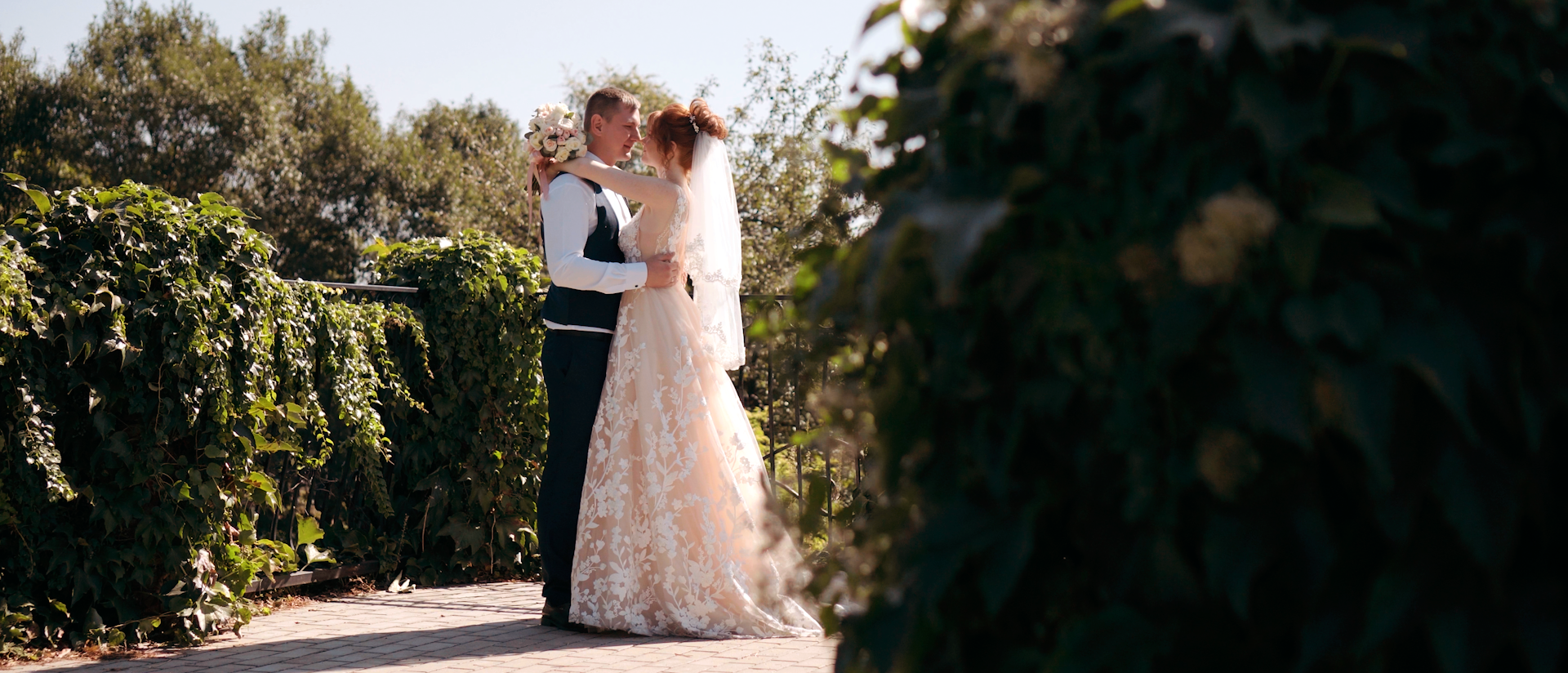 Свадебный клип. Свадебное видео. Свадебный фильм. Видеосъемка, видеограф в Донецке Николай Хоришко