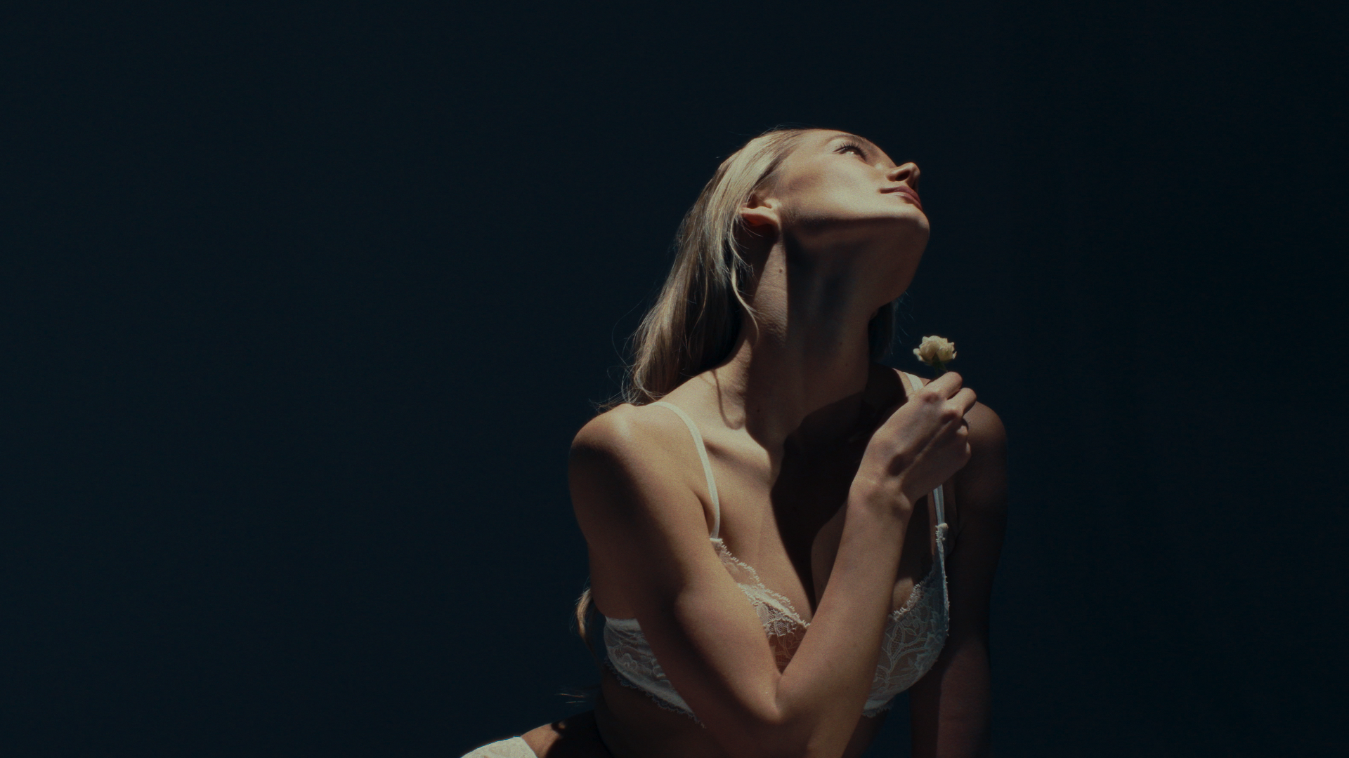 Contacts. Viktor Makarov