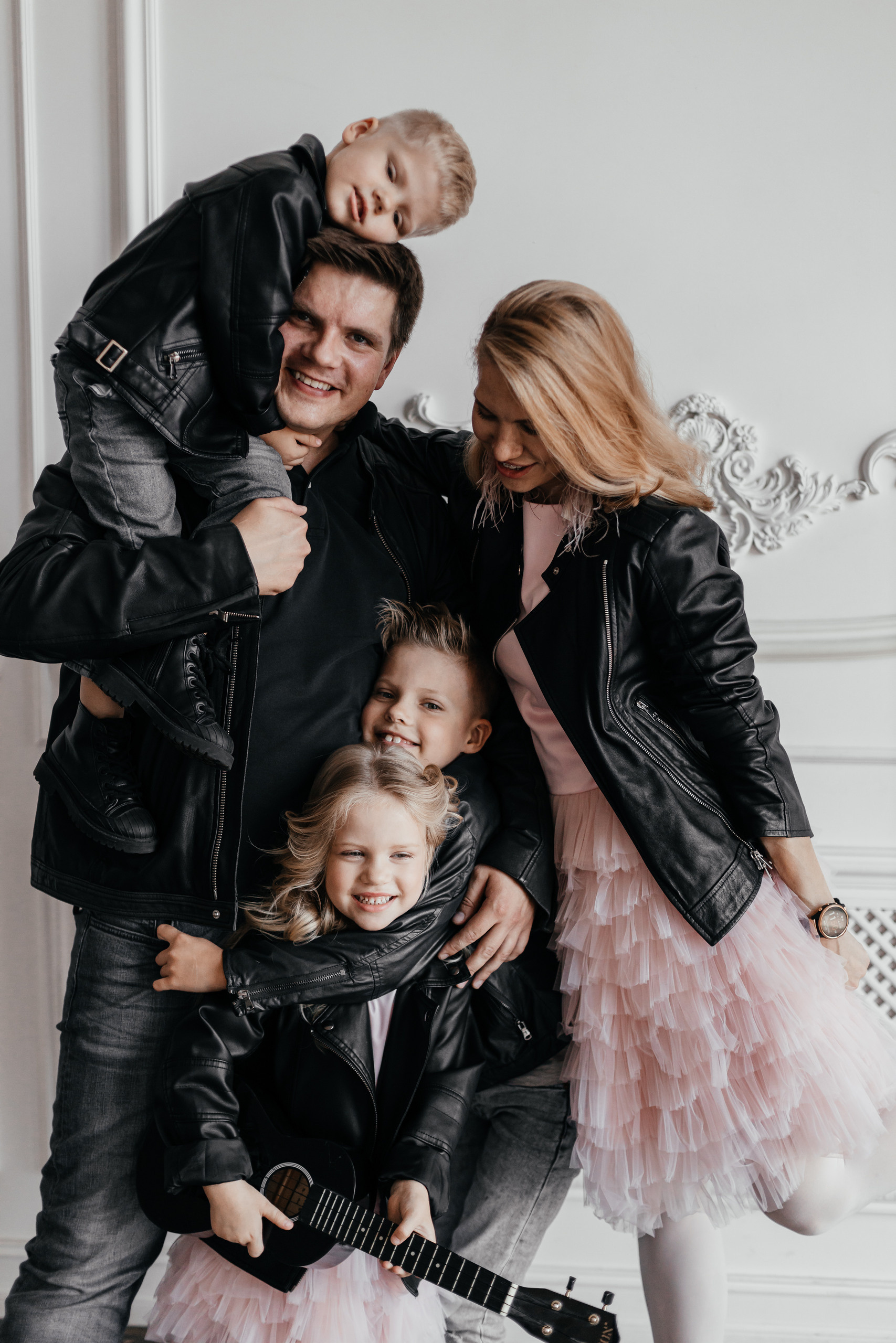 НЕСКУЧНАЯ СЕМЕЙНАЯ ФОТОСЕССИЯ