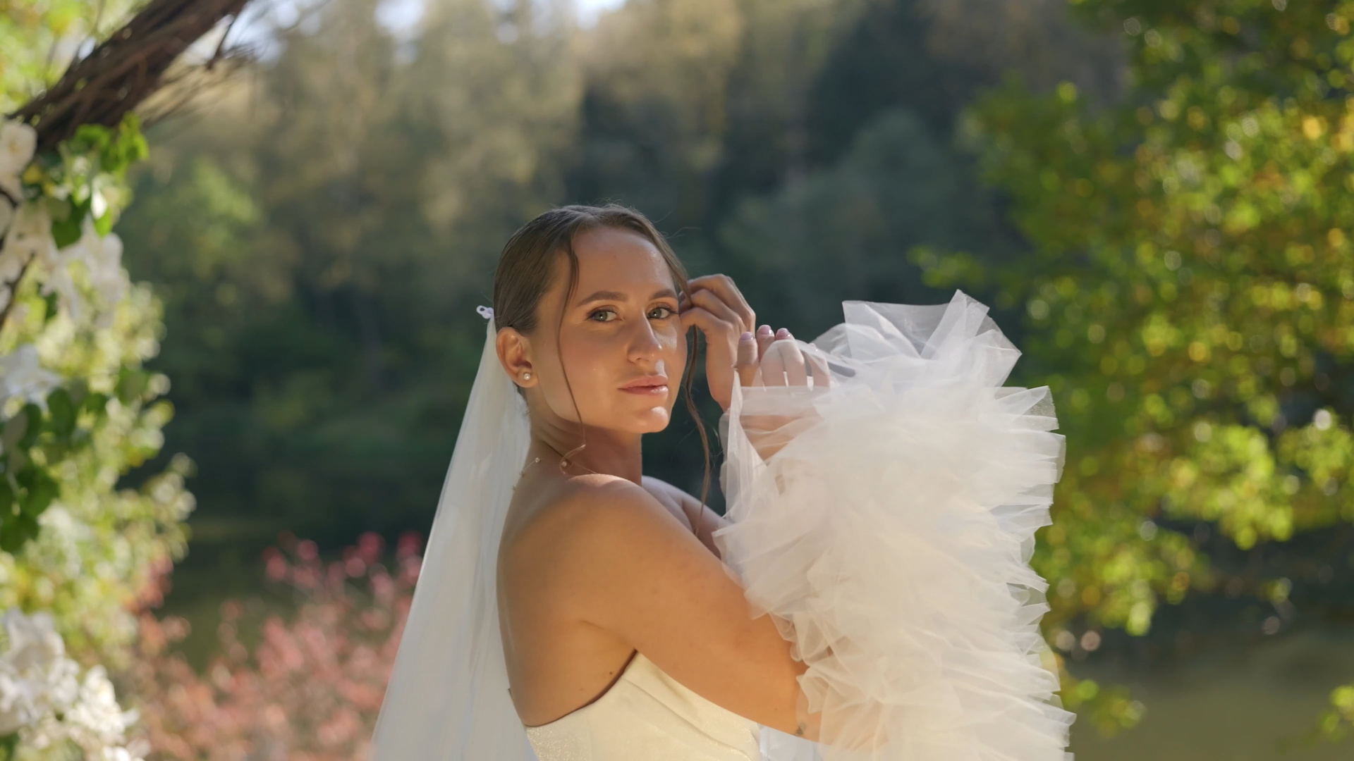 Видео Блохин. Подрядчики и друзья сети свадебных площадок House for wedding