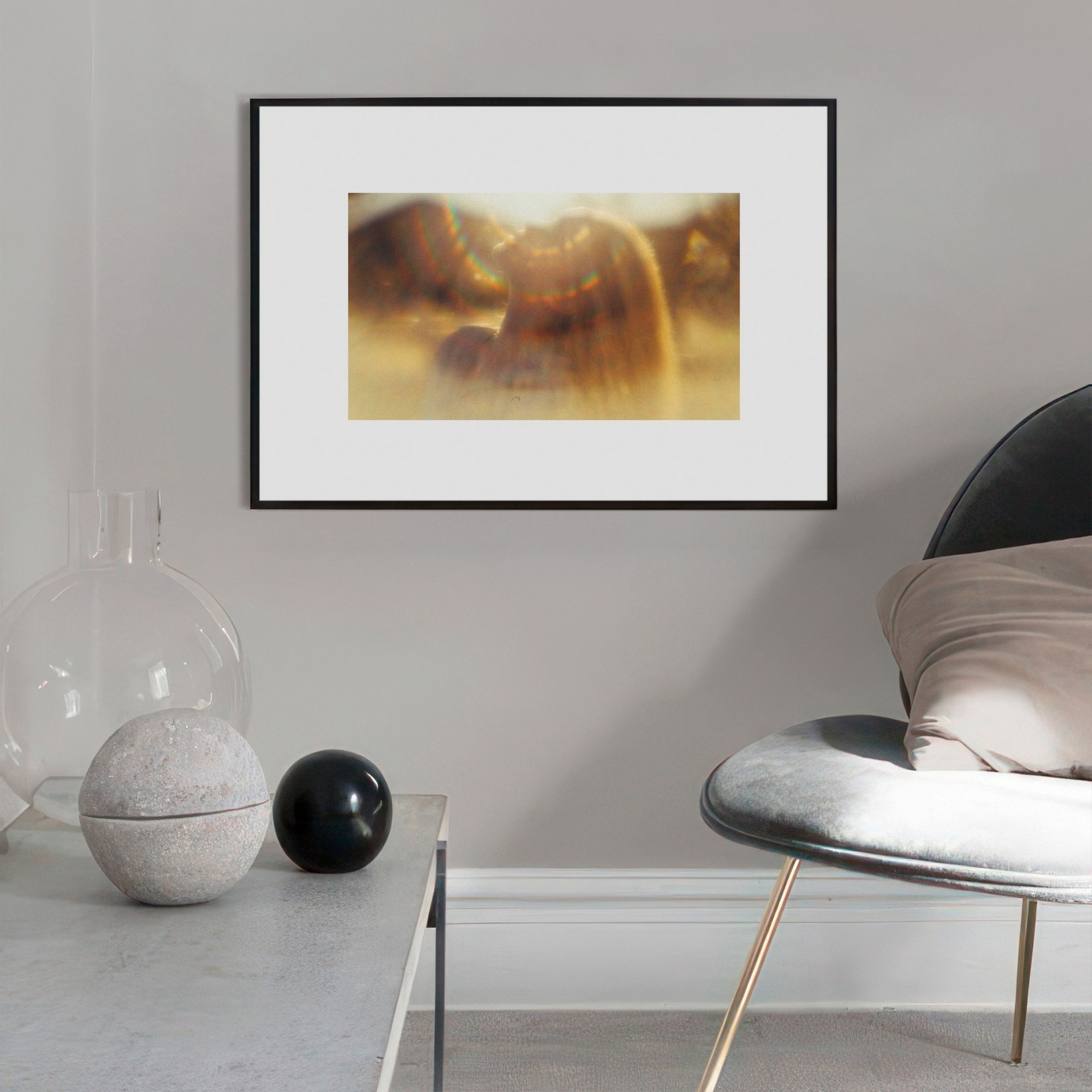 SOMETIMES SHE LOVES. Eduard Kopysov — International visual artist