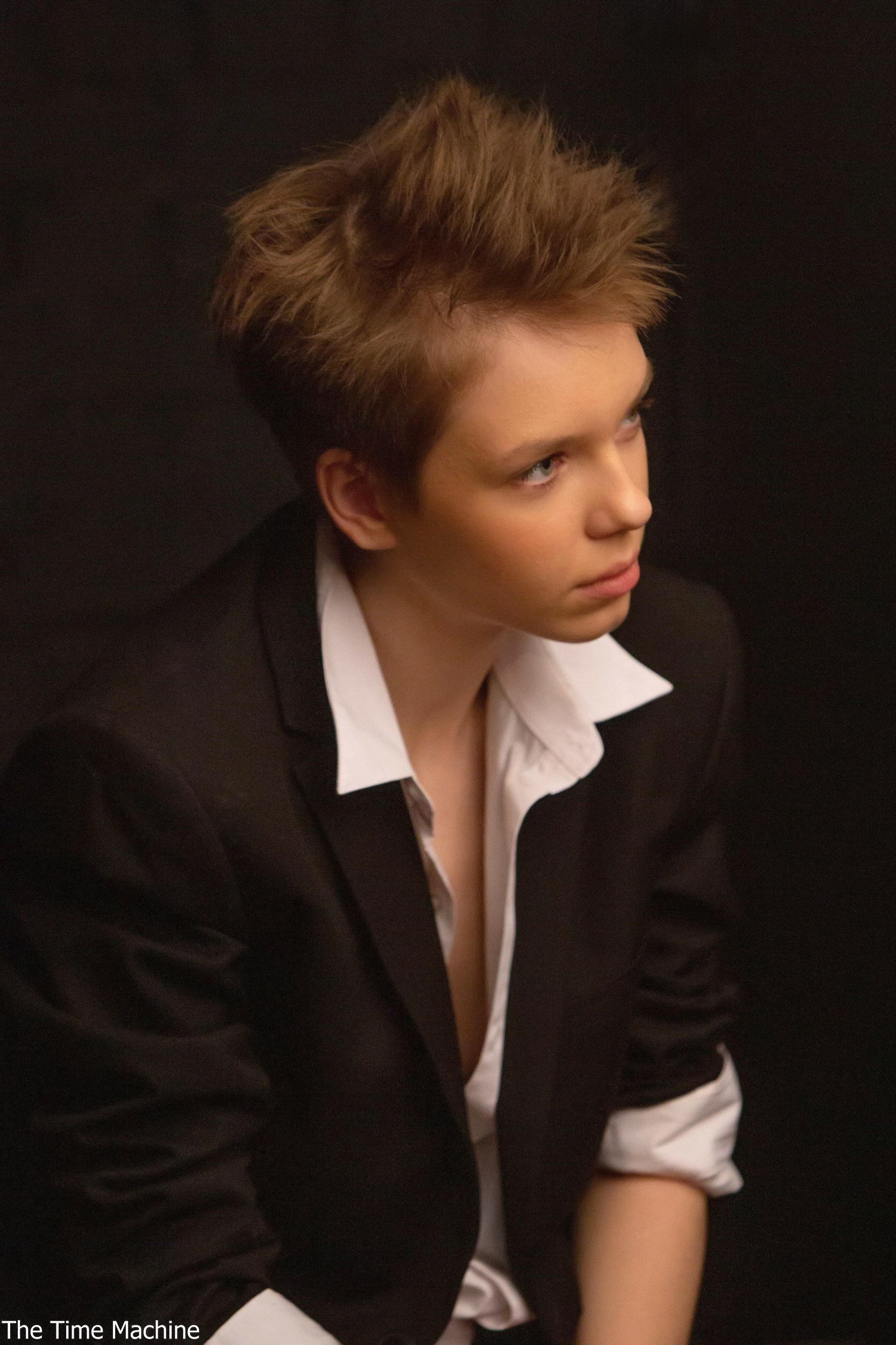 Фотограф для маркетплейсов Михаил Бове