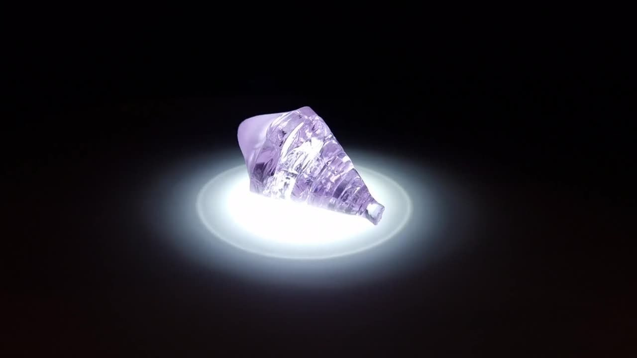 YAG гранат фиолетовый. YAG garnet иттрий алюминиевый гранат ИАГ