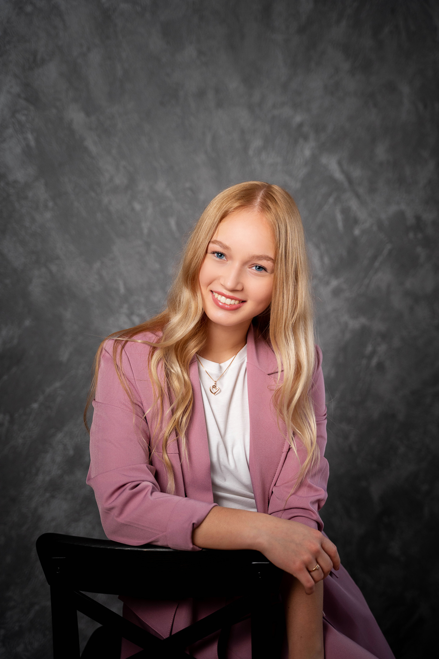 Школьные альбомы. Фотограф Губаха Рависа Муллахметова