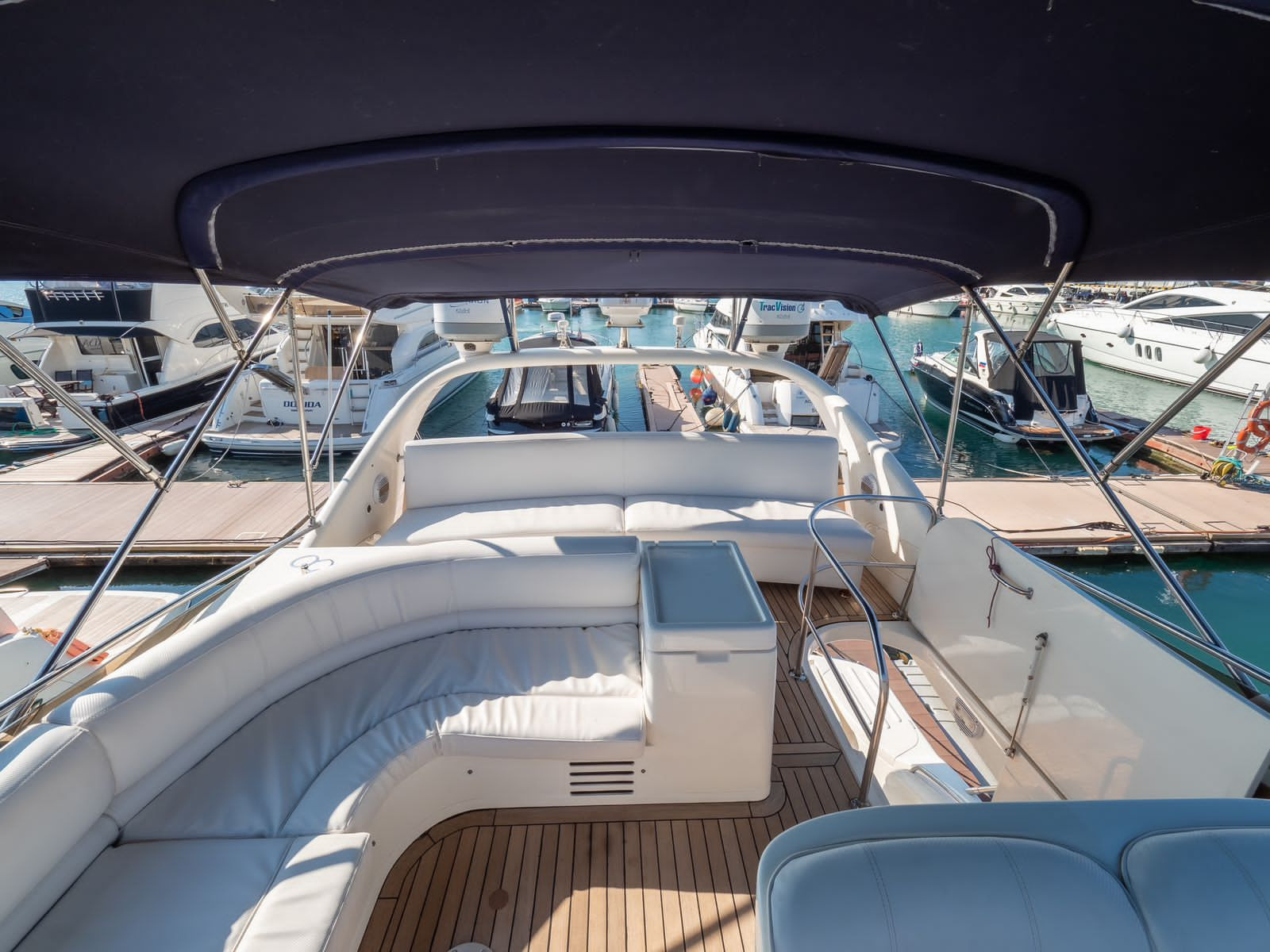 ПРЕМИУМ VIP ЯХТЫ В СОЧИ. Аренда Яхт в Сочи от Эконом до Премиум Класса