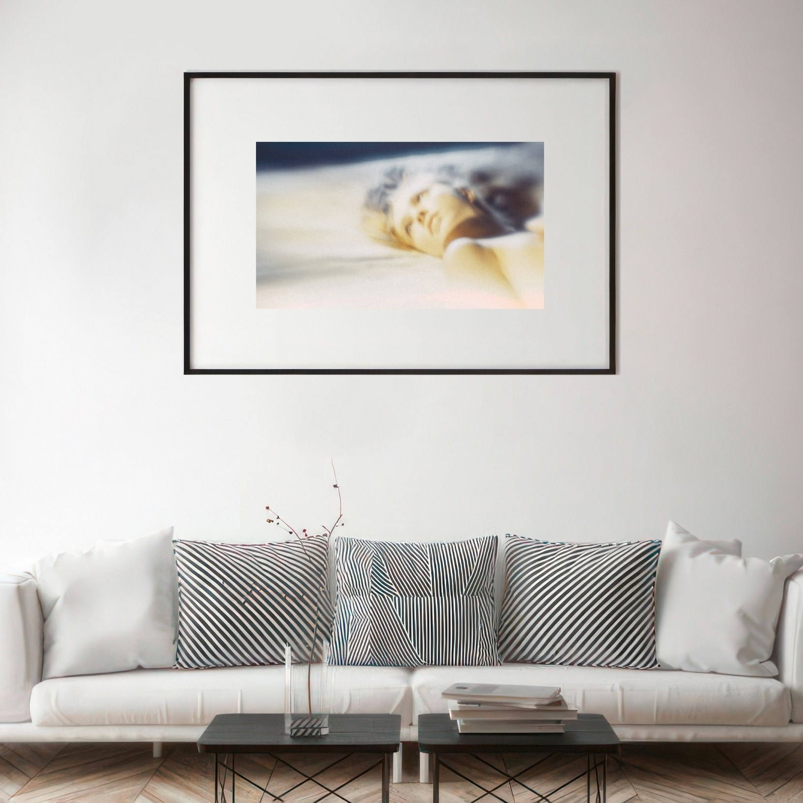 SOMETIMES SHE LOVES. Eduard Kopysov — International visual artist