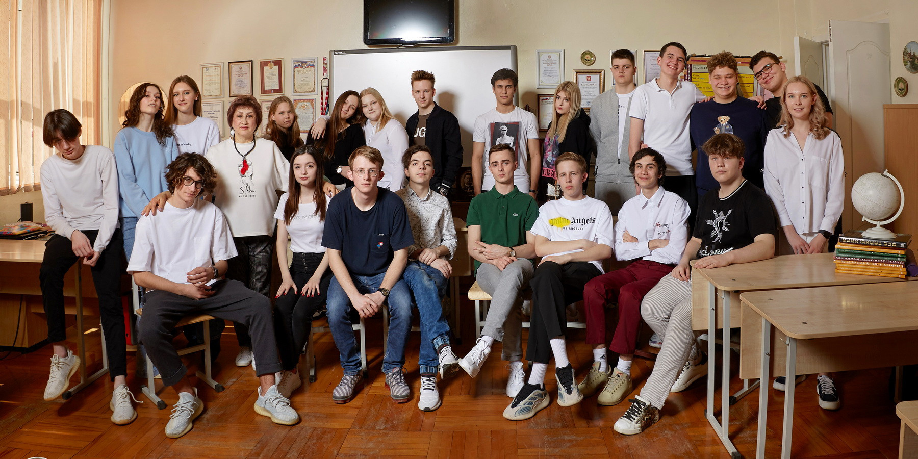 Выпускные альбомы в Ростове-на-Дону. Профессиональный фотограф в Ростове-на-Дону Станислав Бурдон