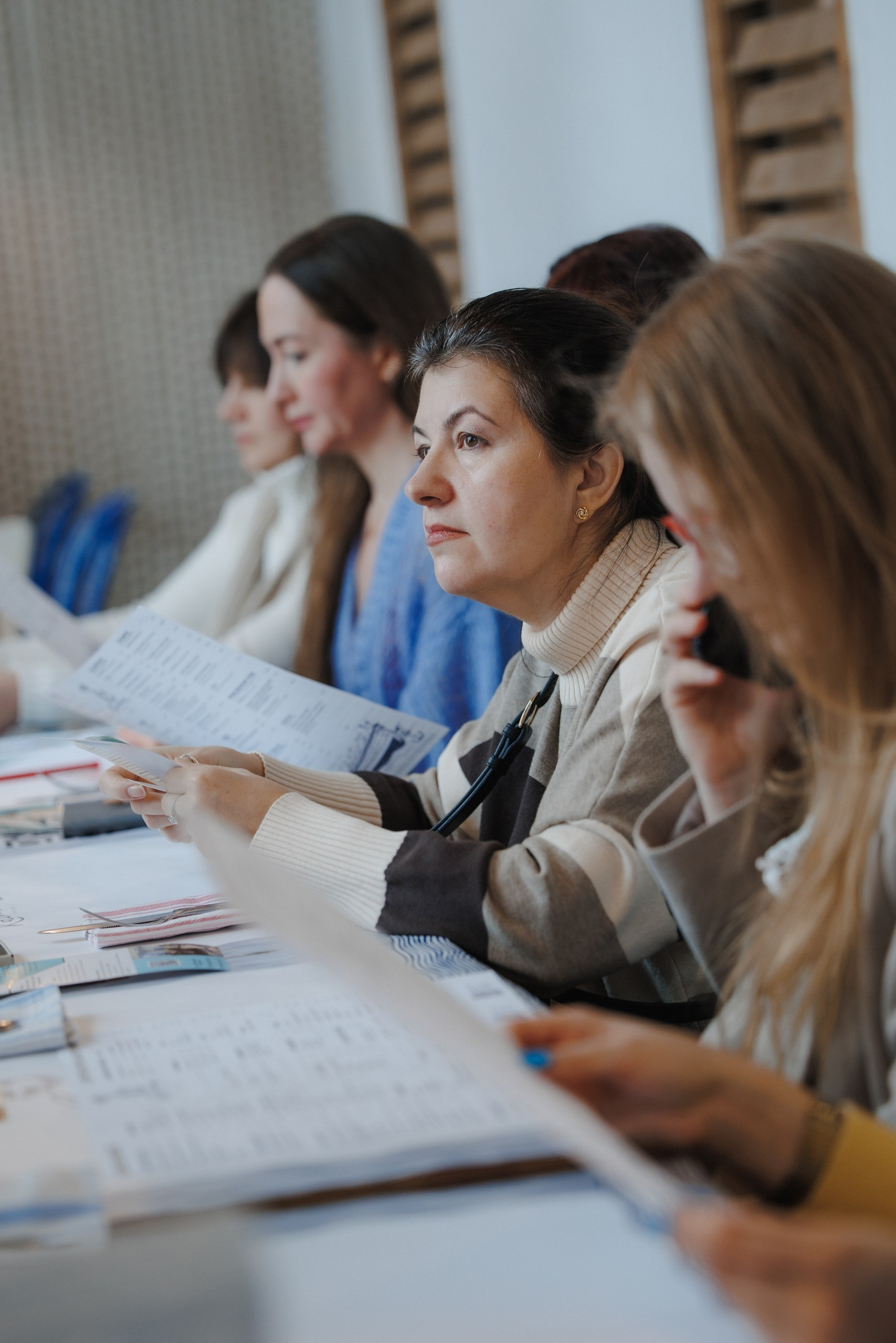 Портретный фотограф для контент съёмки в Новой Москве. Фотограф Москва. Портретный фотограф Александра Харитонова Москва Новая Москва Троицк