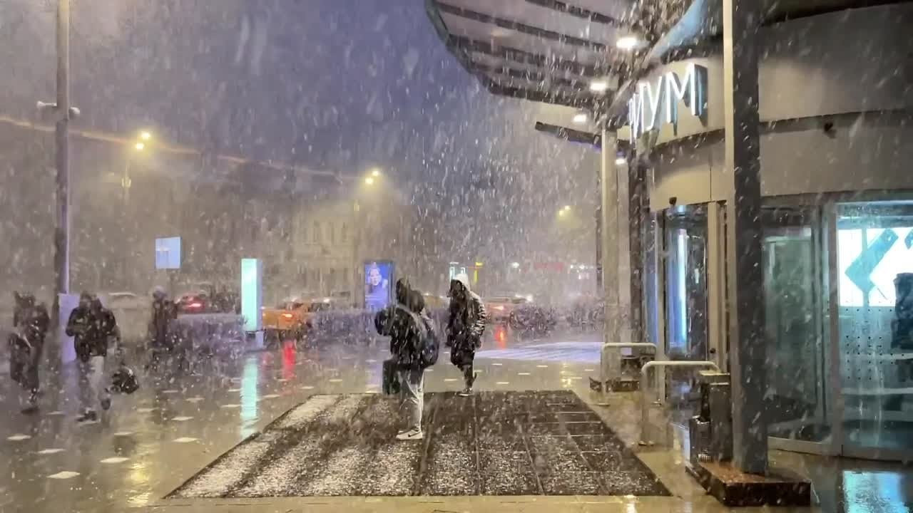 Апрельская зима 2022: на Москву обрушился снегопад. Проект «Фотокладовка»: блог уличной фотографии в формате street photo