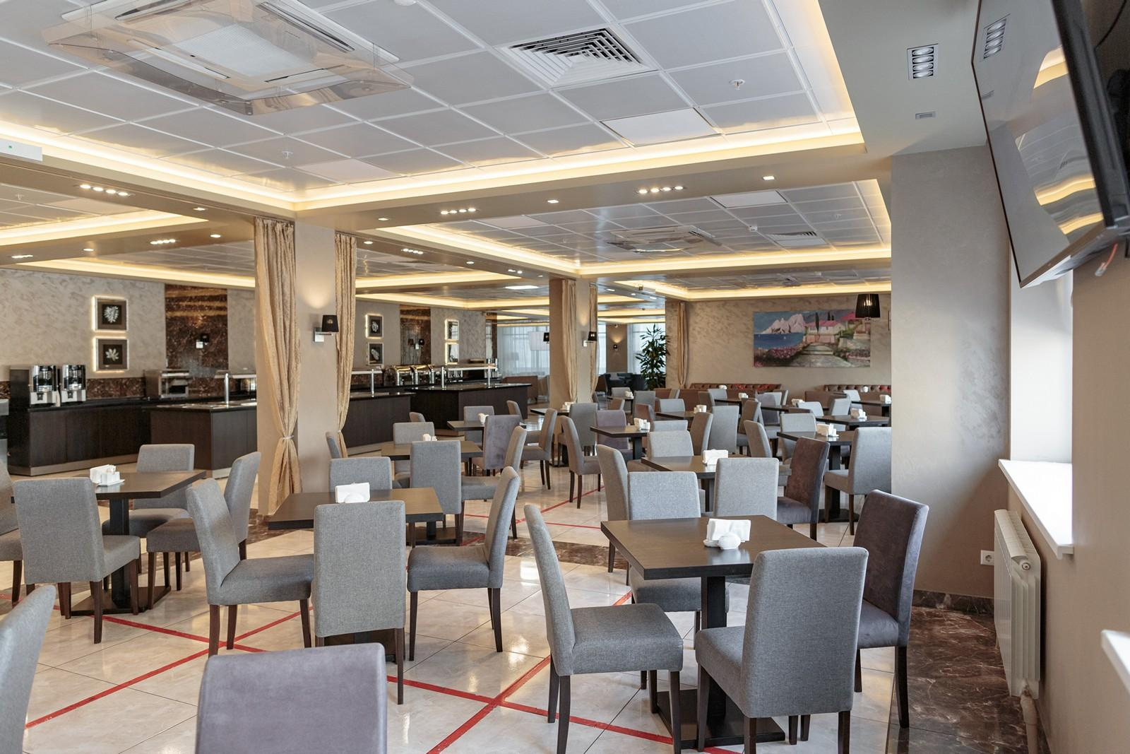 Ресторан Крым Гостиничного комплекса Севастополь. Свадебный и репортажный фотограф в Москве и Московской области