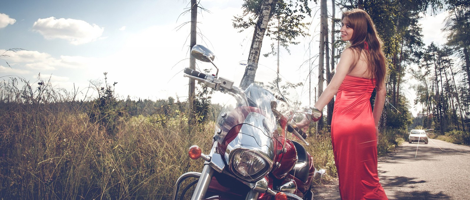 Портрет с мото. Свадебный и репортажный фотограф в Москве и Московской области