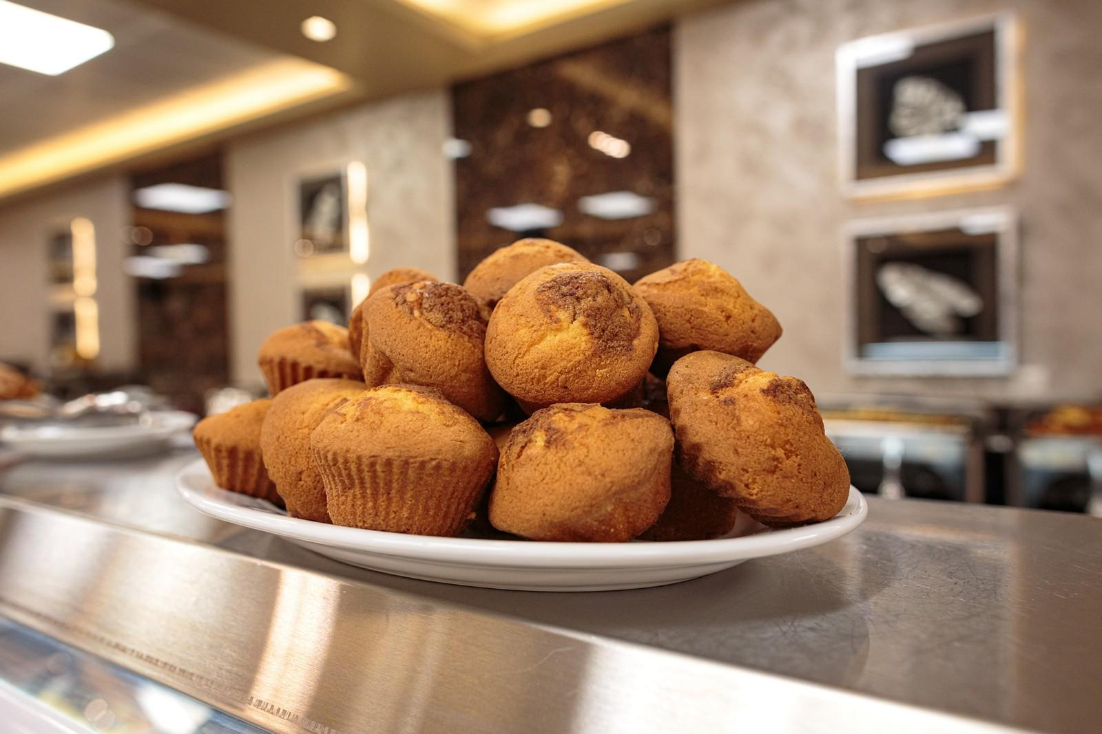 Шведский стол Гостиничного комплекса Севастополь. Свадебный и репортажный фотограф в Москве и Московской области