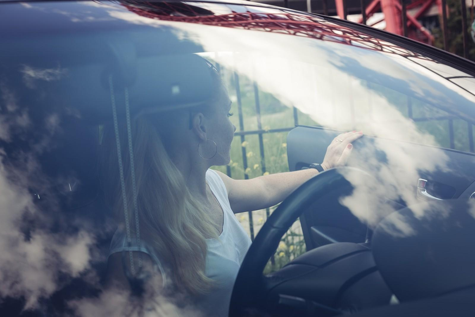 Портрет с Авто. Свадебный и репортажный фотограф в Москве и Московской области